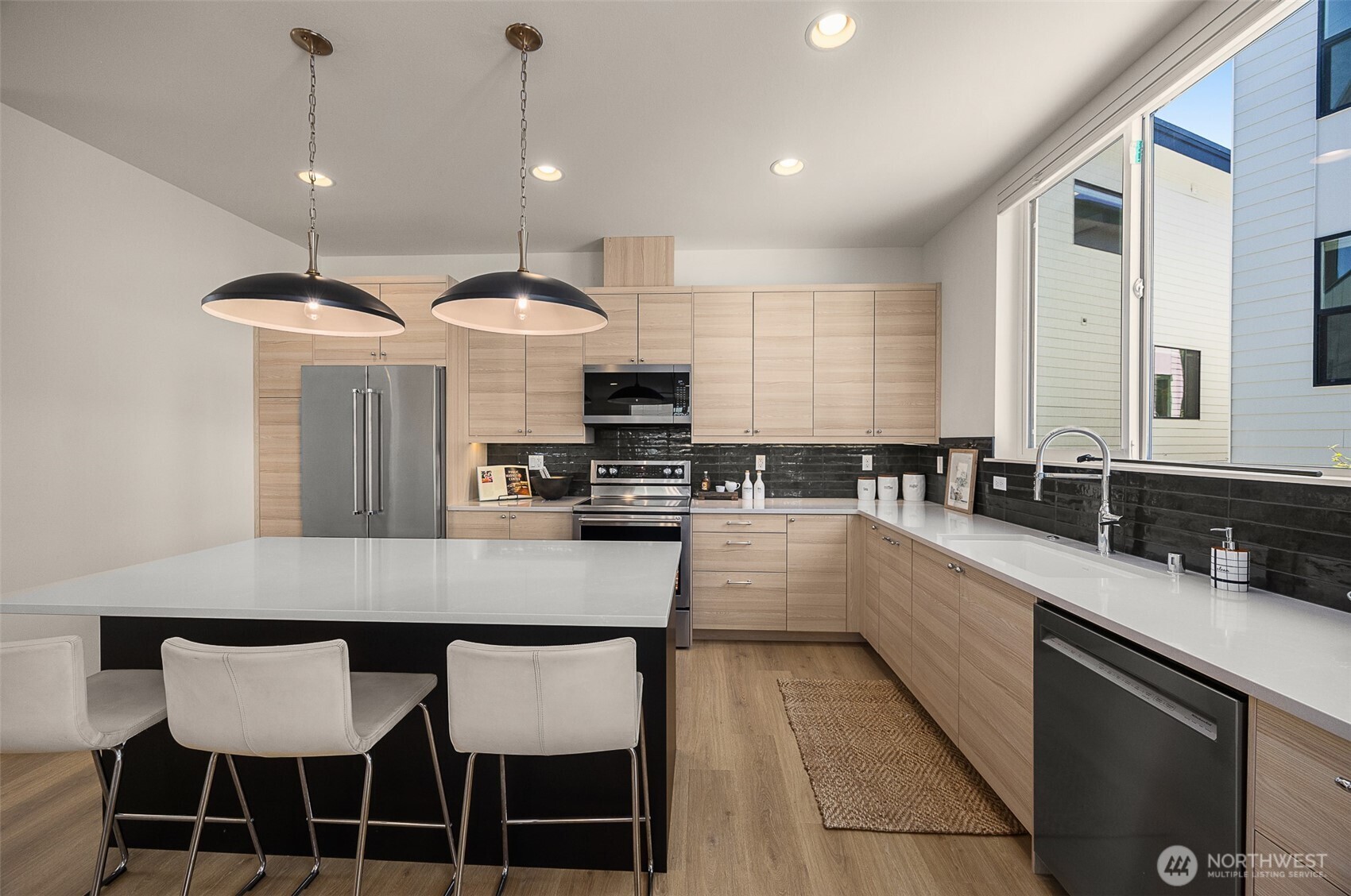 3007 S Dakota St