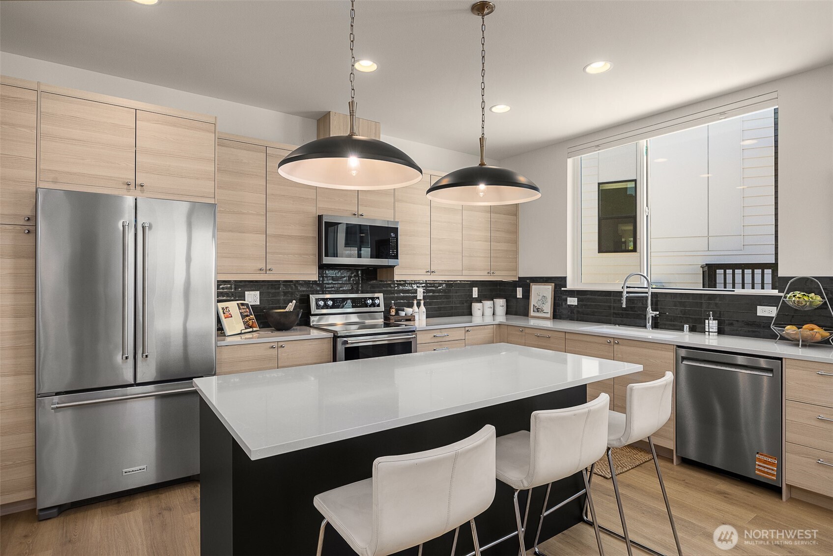 3007 S Dakota St