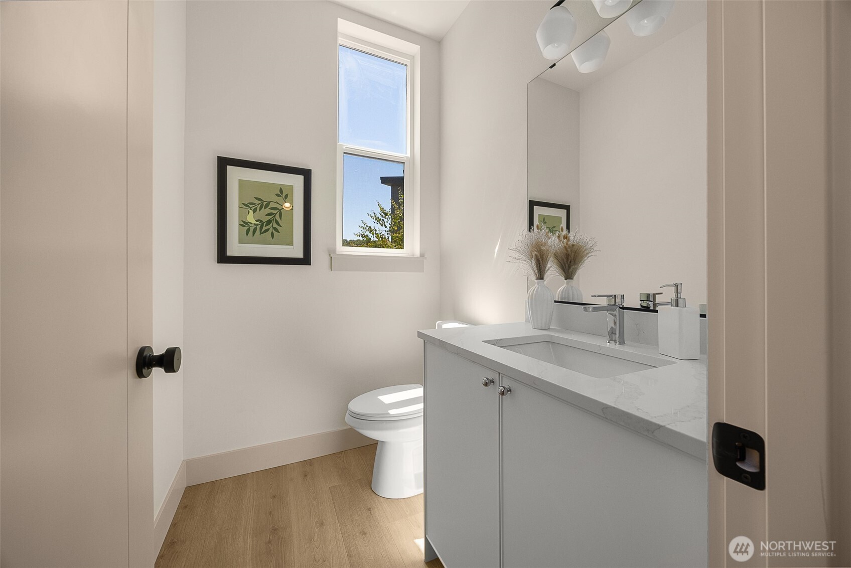 3007 S Dakota St
