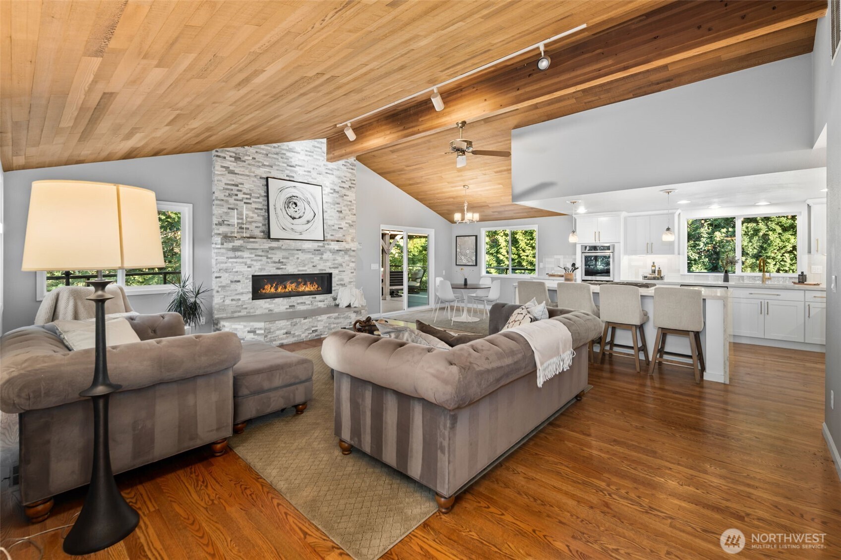 618 NW 163rd Street