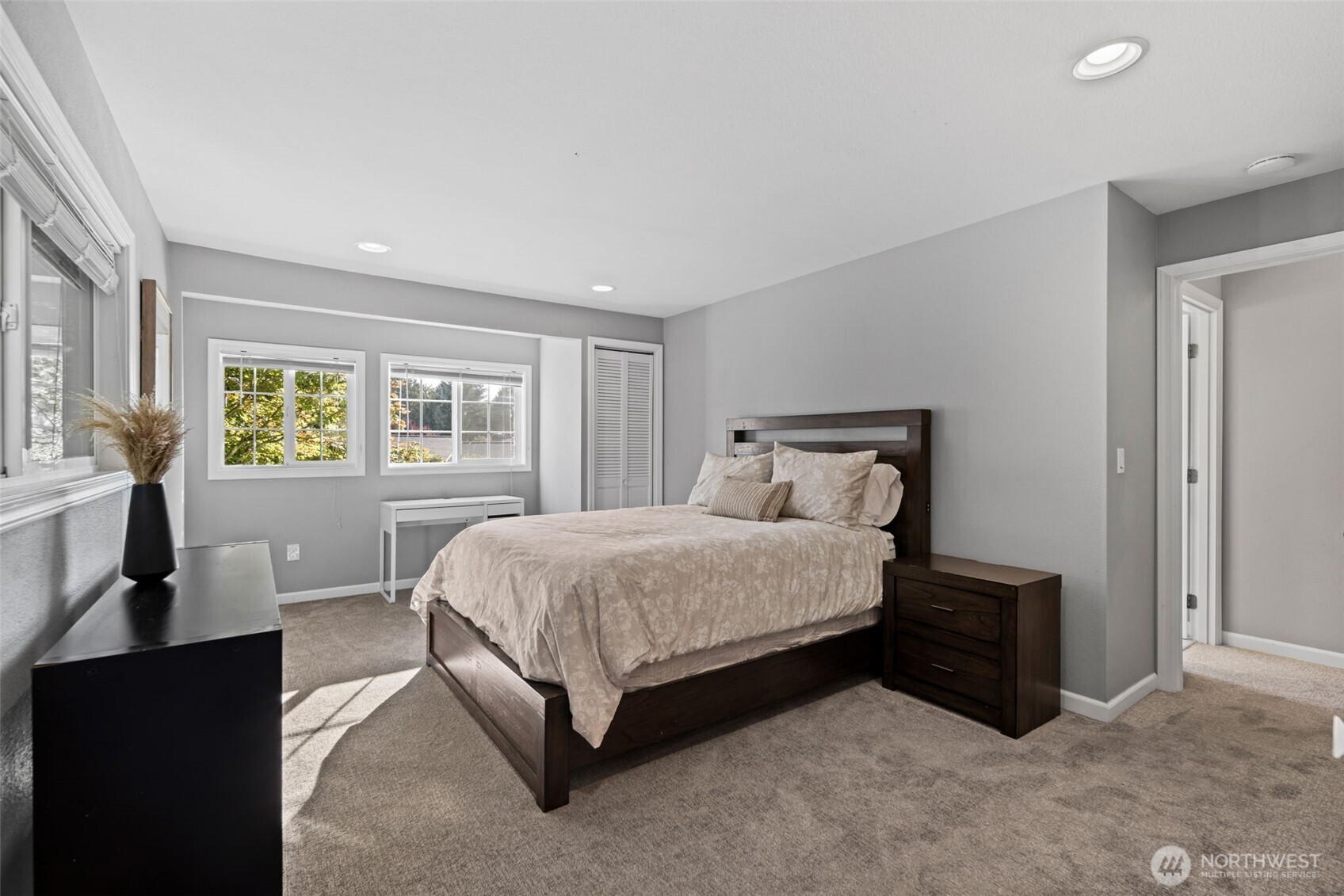 618 NW 163rd Street
