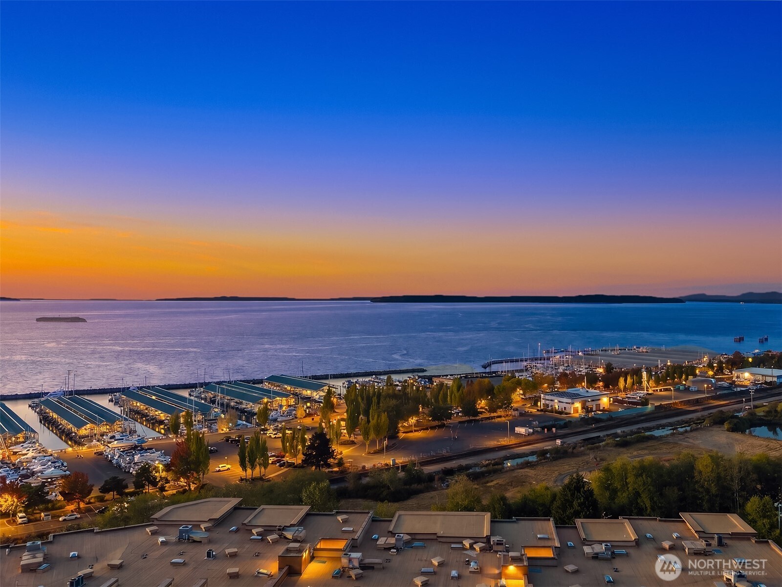 50 Pine Street Unit: 509