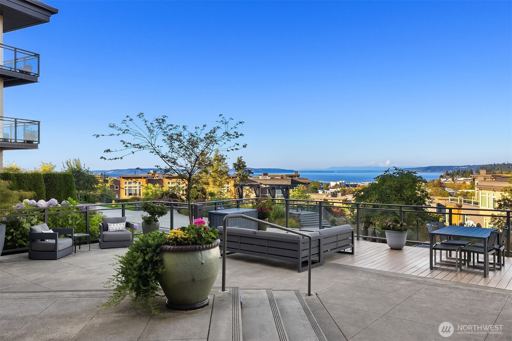 50 Pine Street Unit: 509