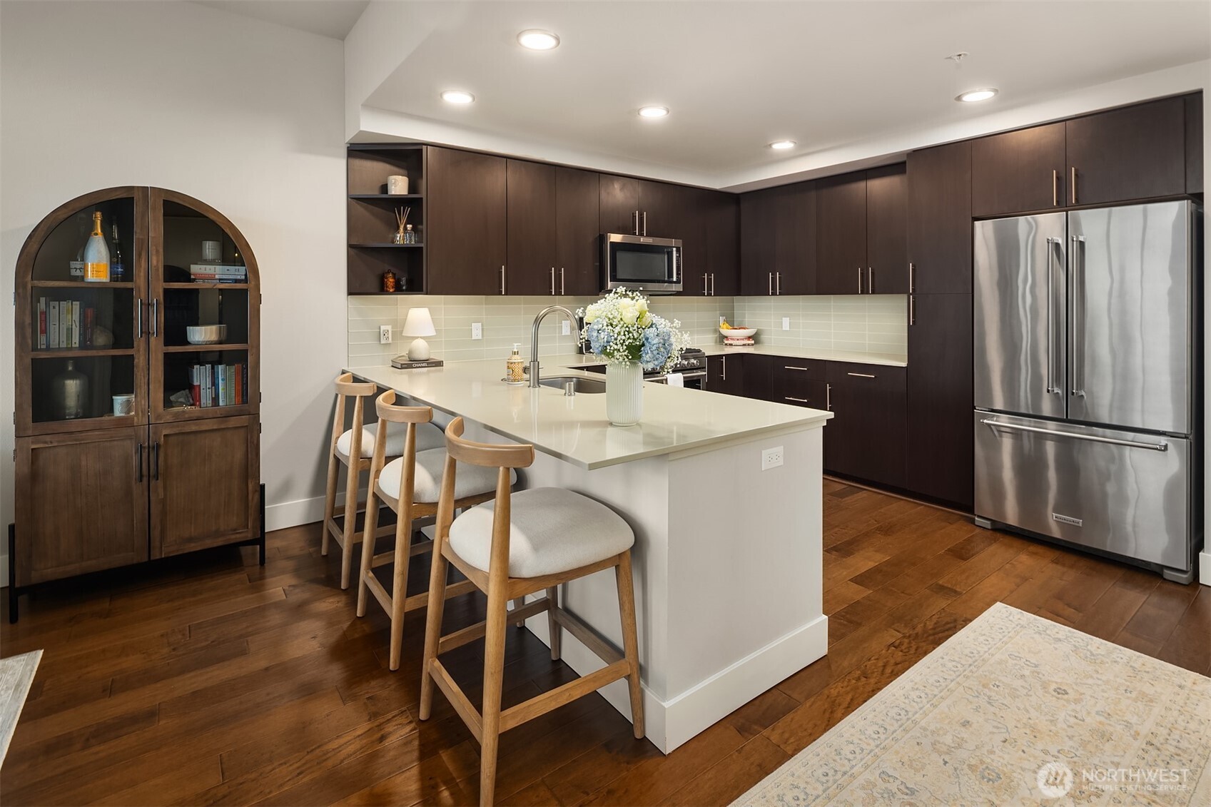 50 Pine Street Unit: 509