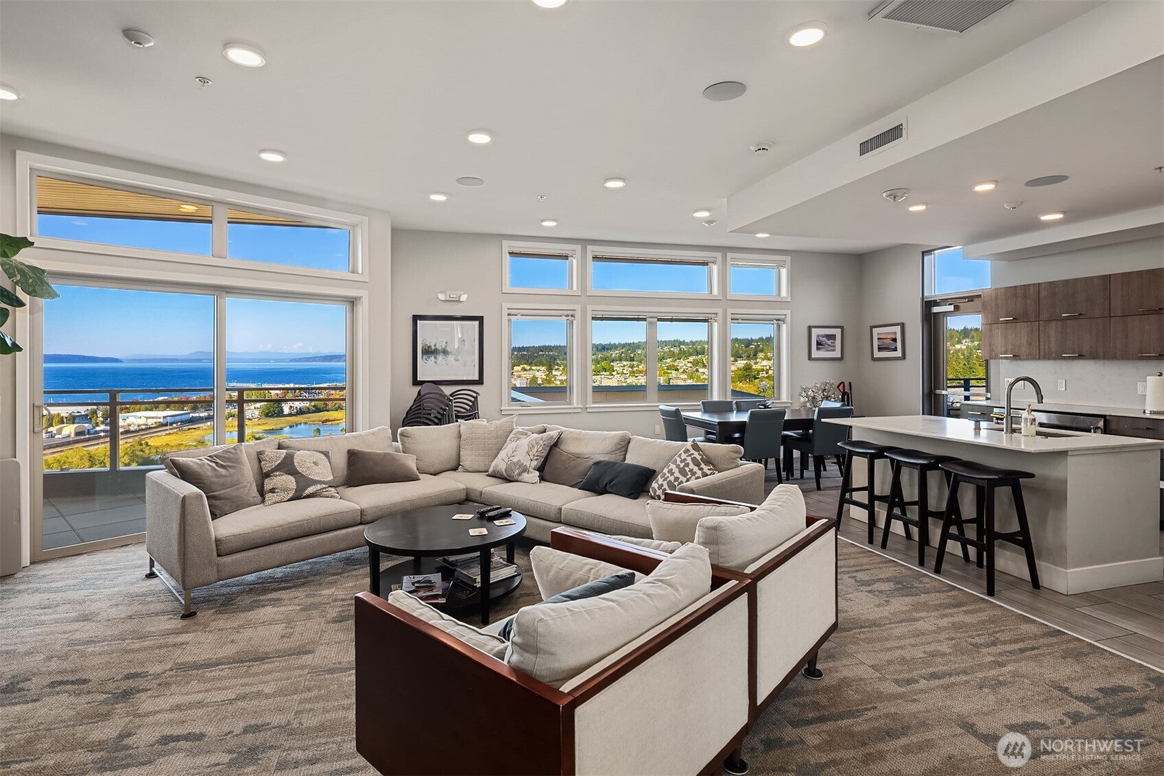 50 Pine Street Unit: 509