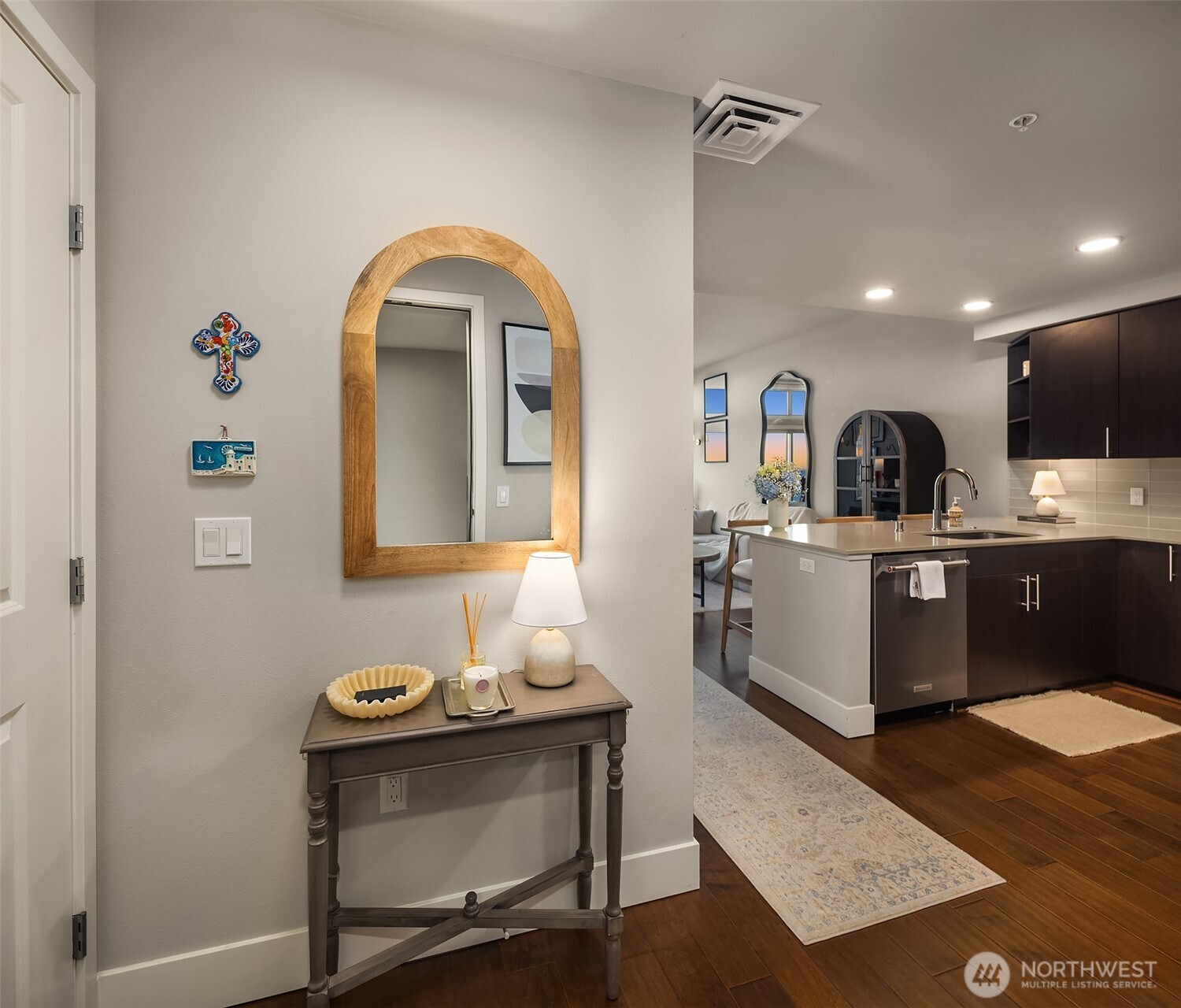 50 Pine Street Unit: 509
