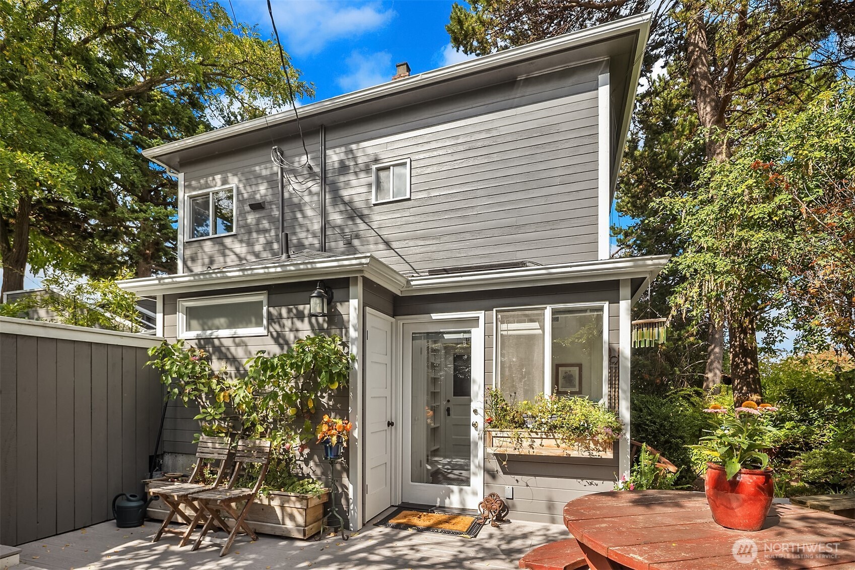 522 Dayton Street