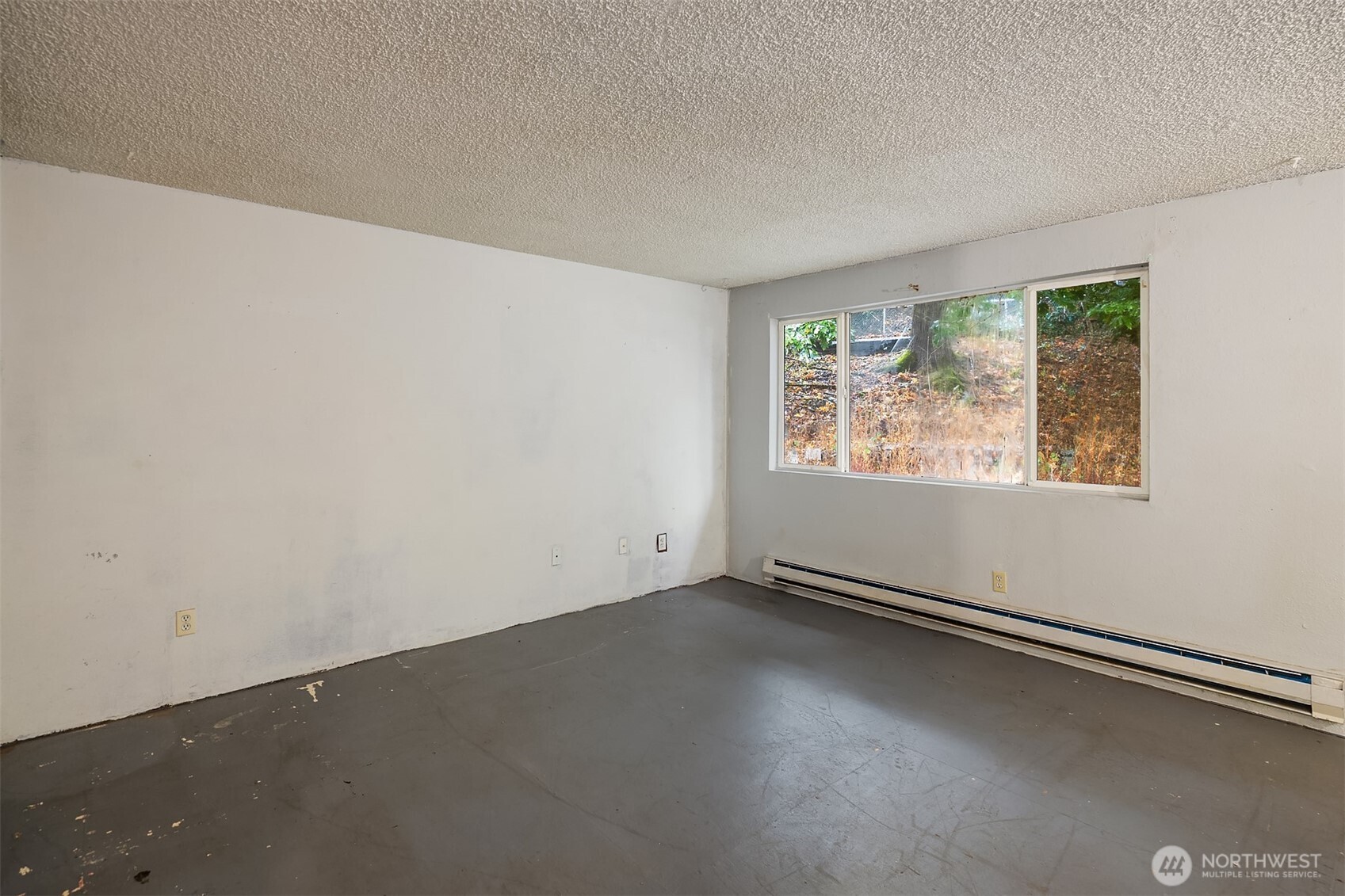 6107 Kenwood Drive