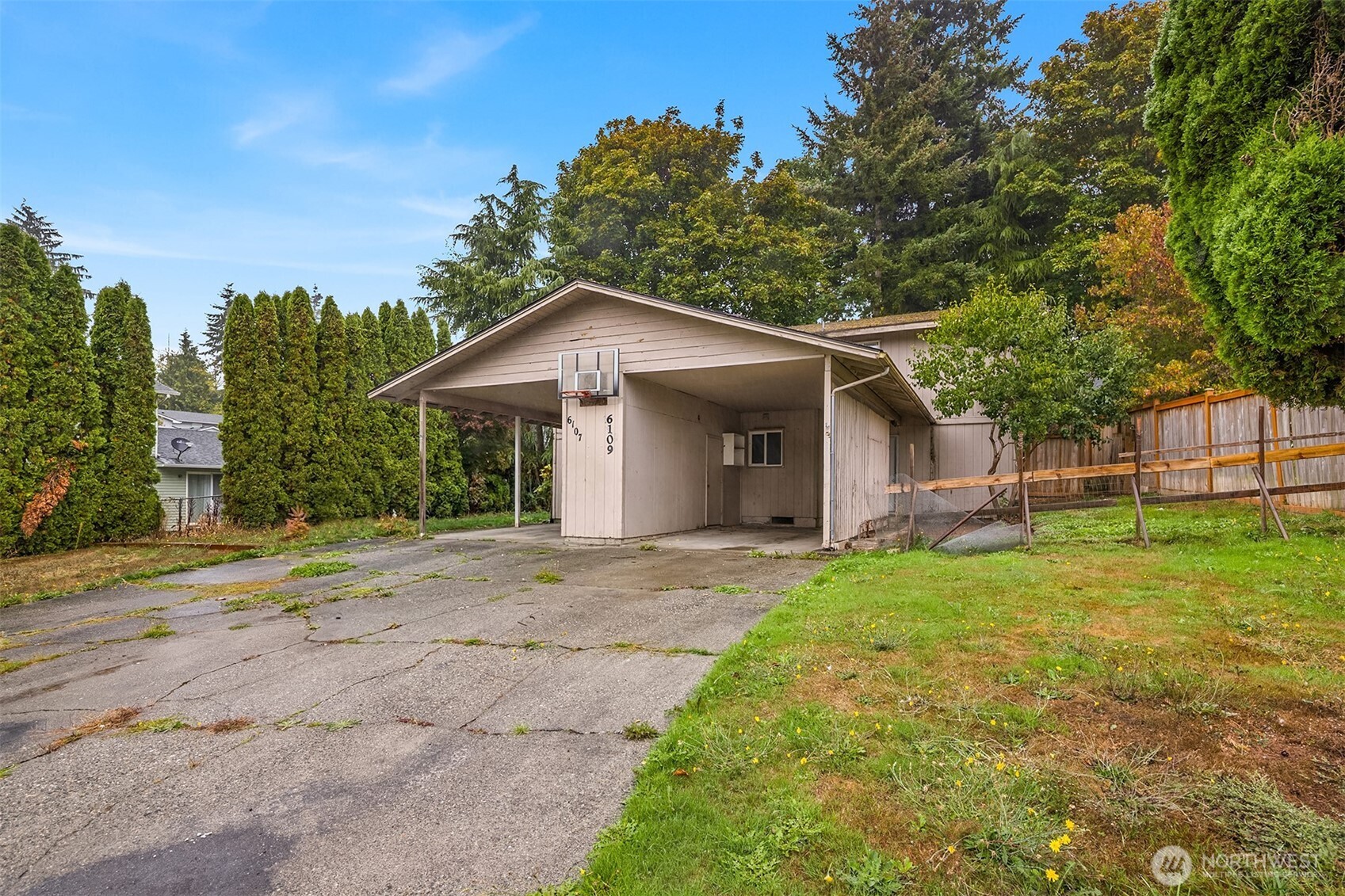 6107 Kenwood Drive