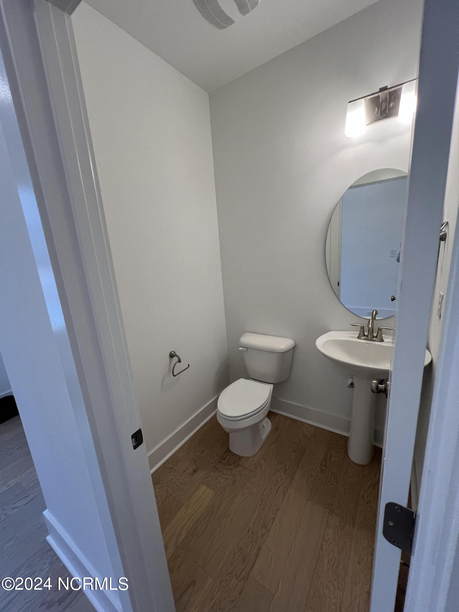 4025 Watersail Drive, 128