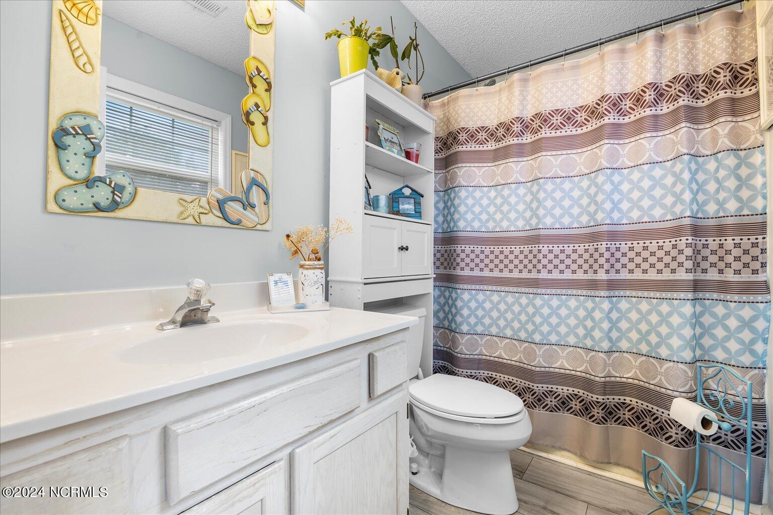 2403 Bloomsbury Court