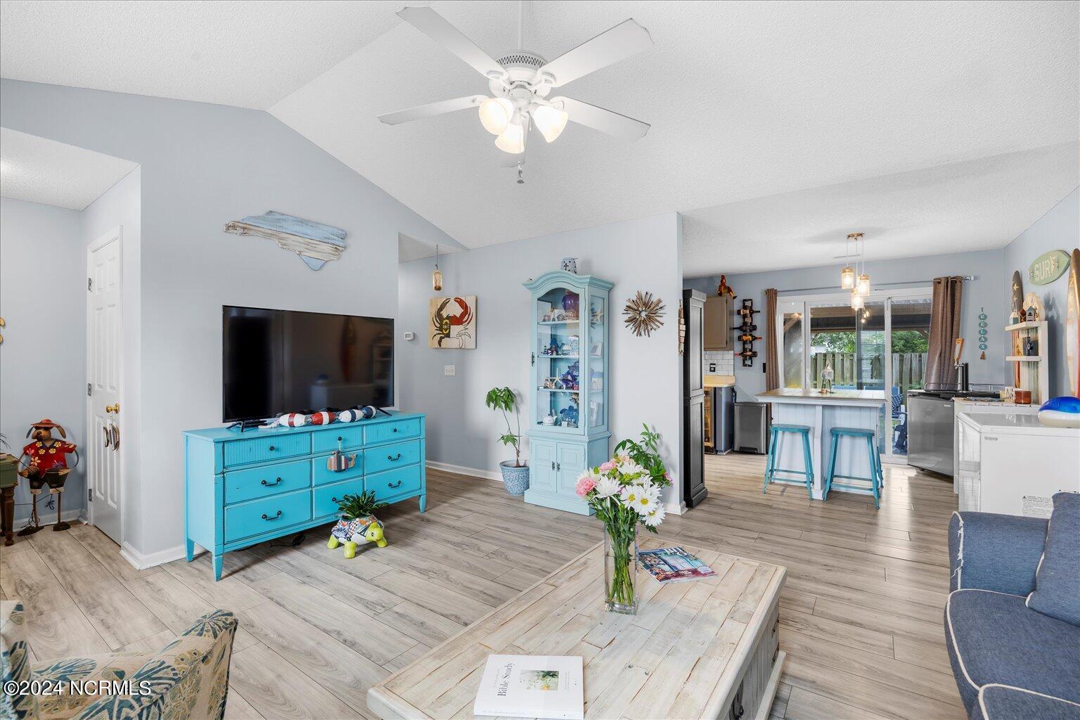 2403 Bloomsbury Court