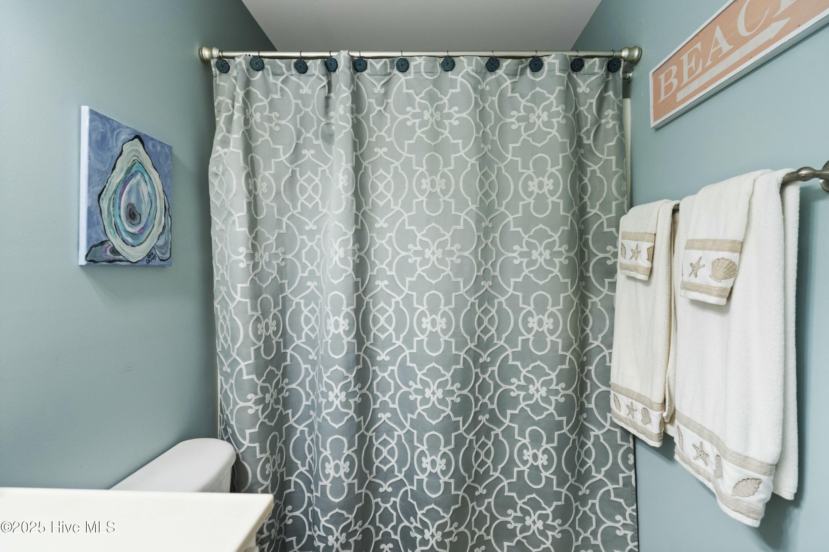 1017 Trout Lane, Unit B