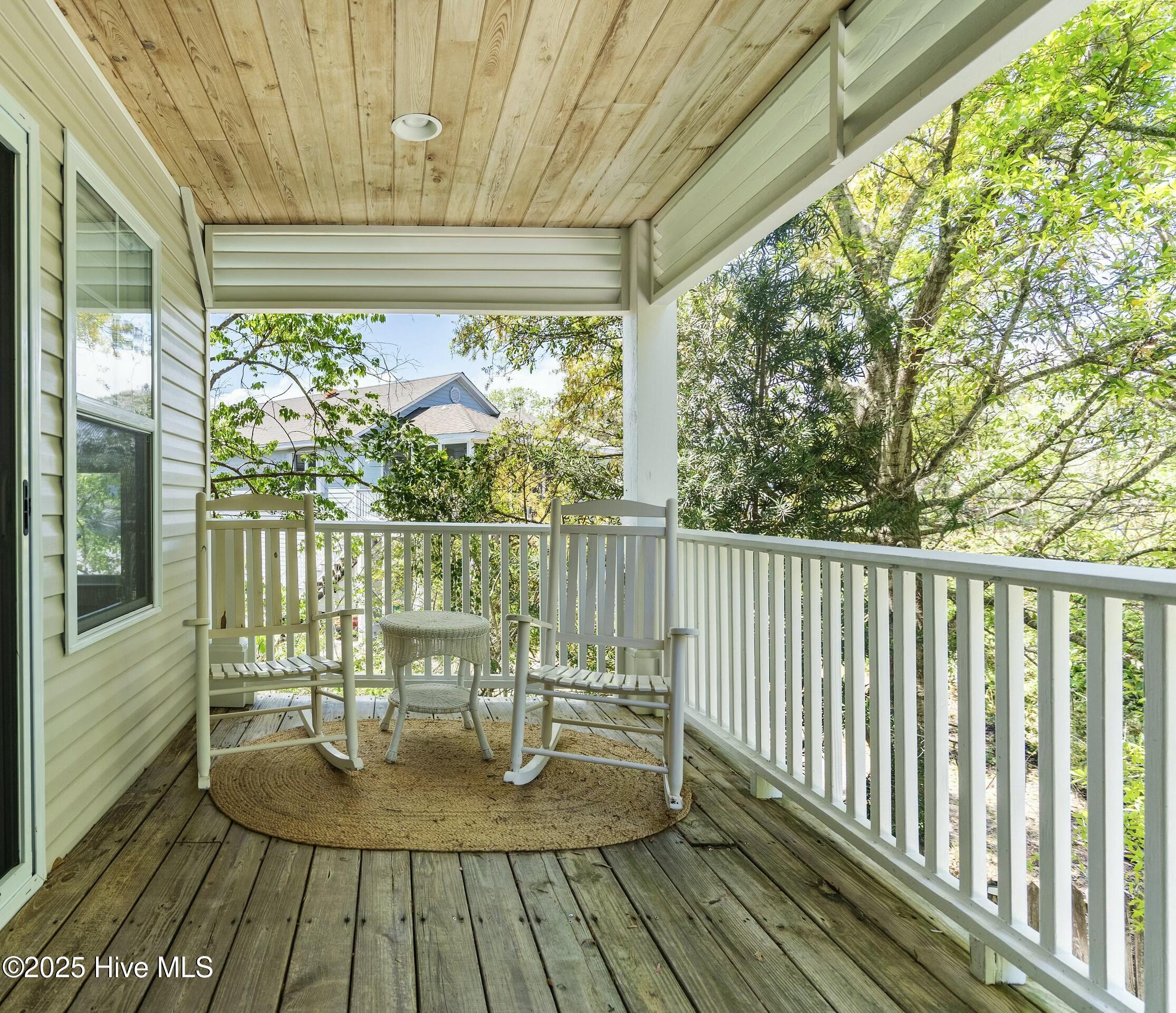 1017 Trout Lane, Unit B