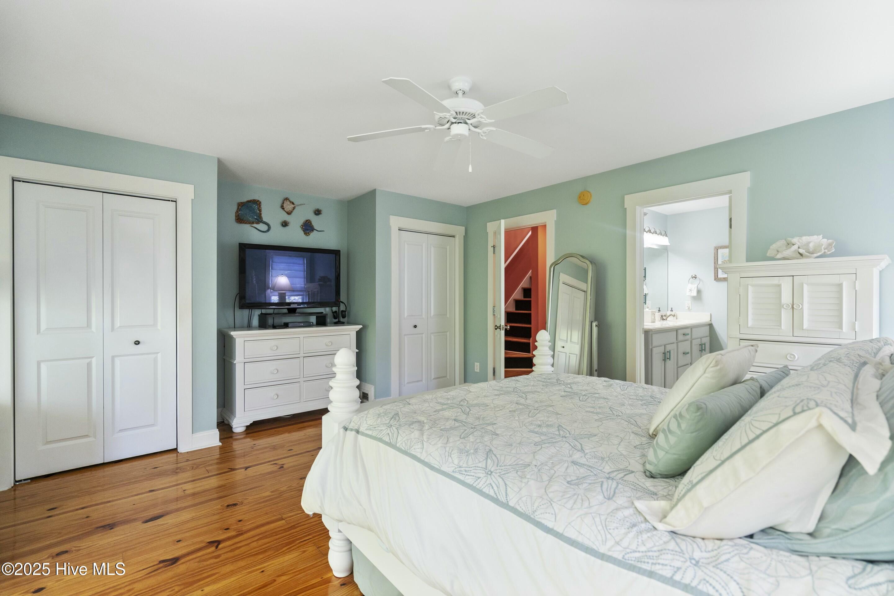 1017 Trout Lane, Unit B