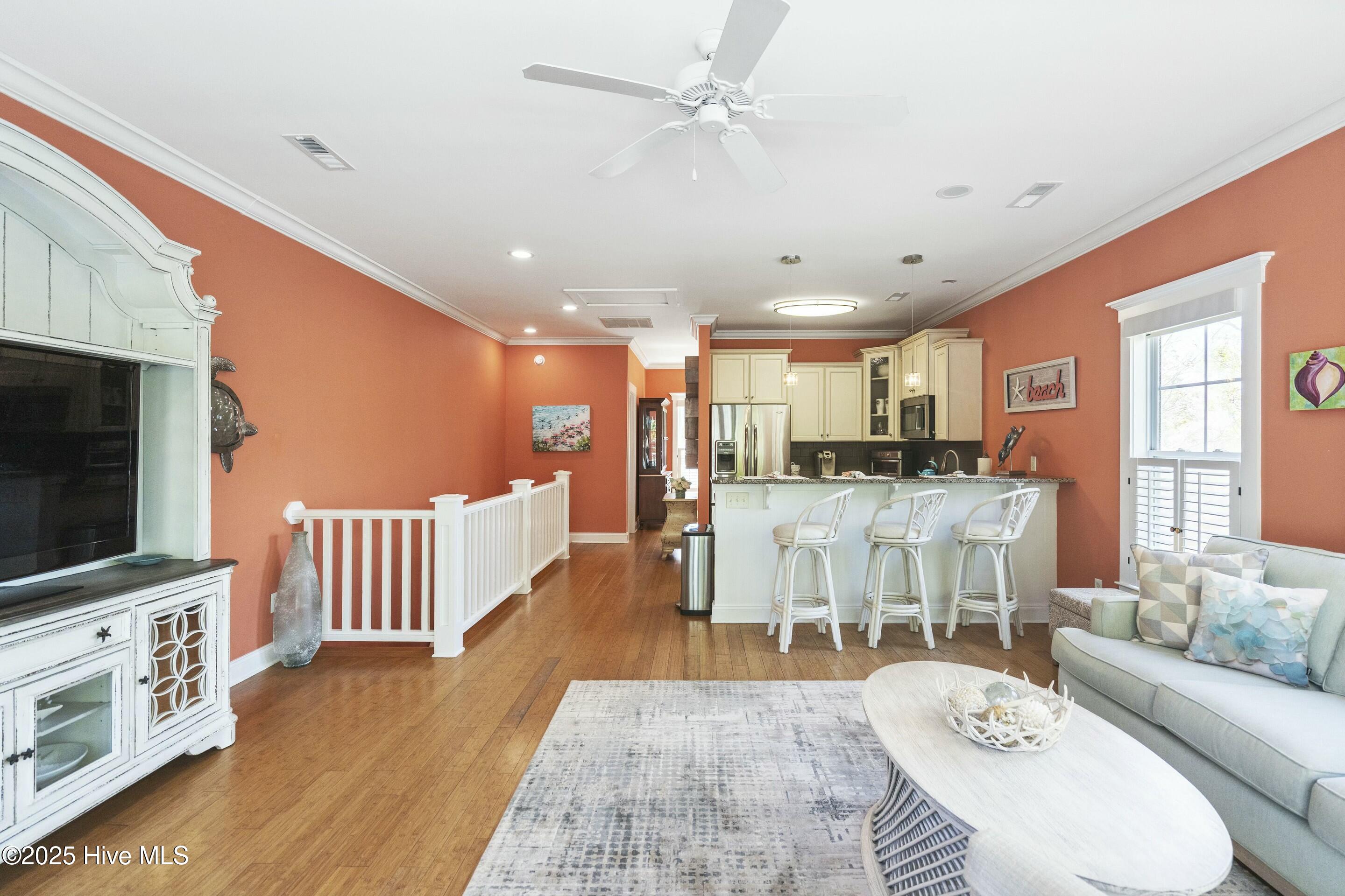 1017 Trout Lane, Unit B