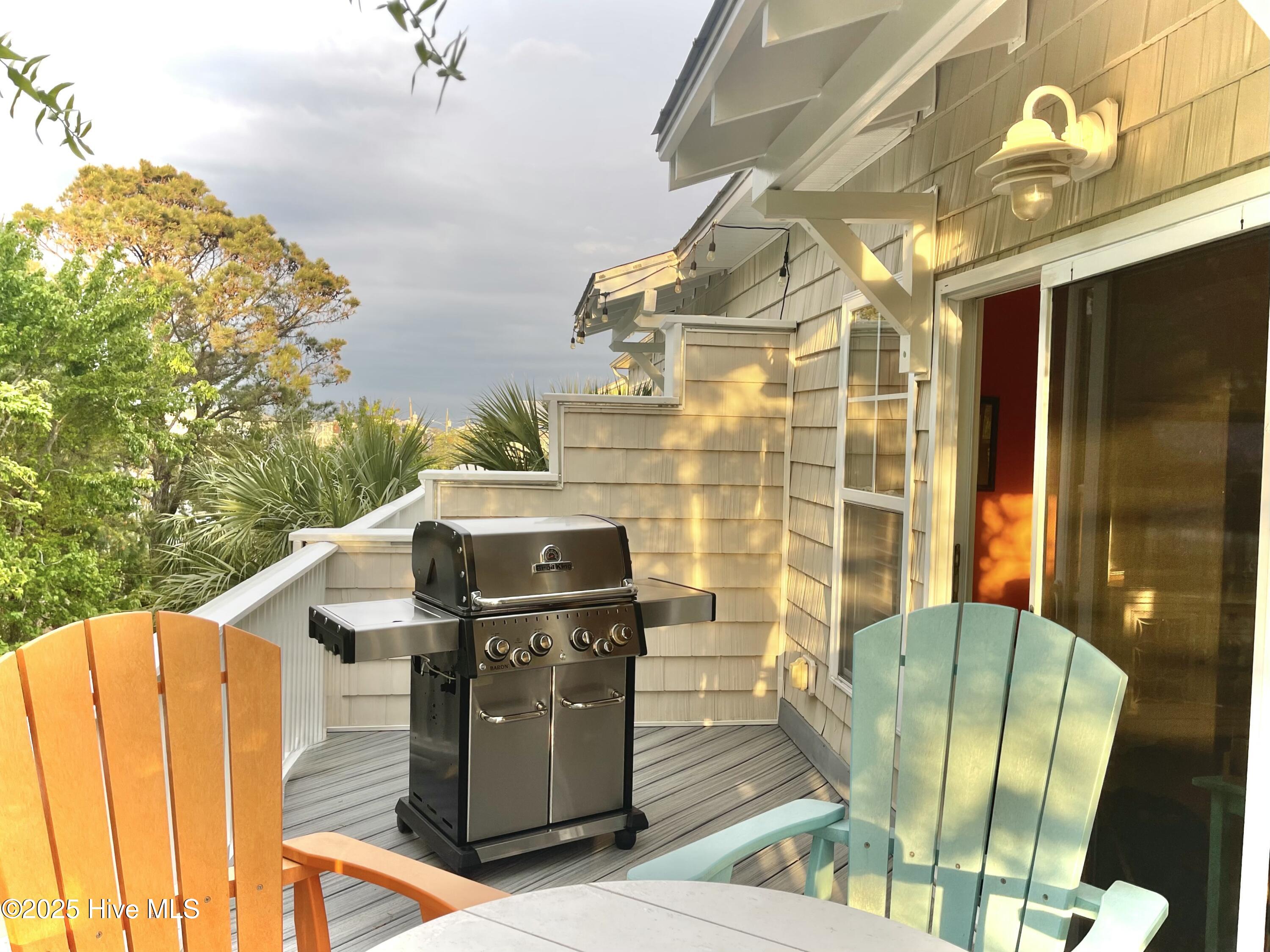 1017 Trout Lane, Unit B