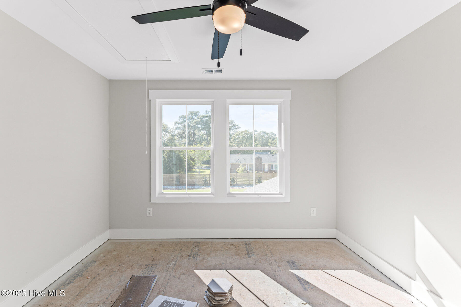 404 E Blackbeard Road