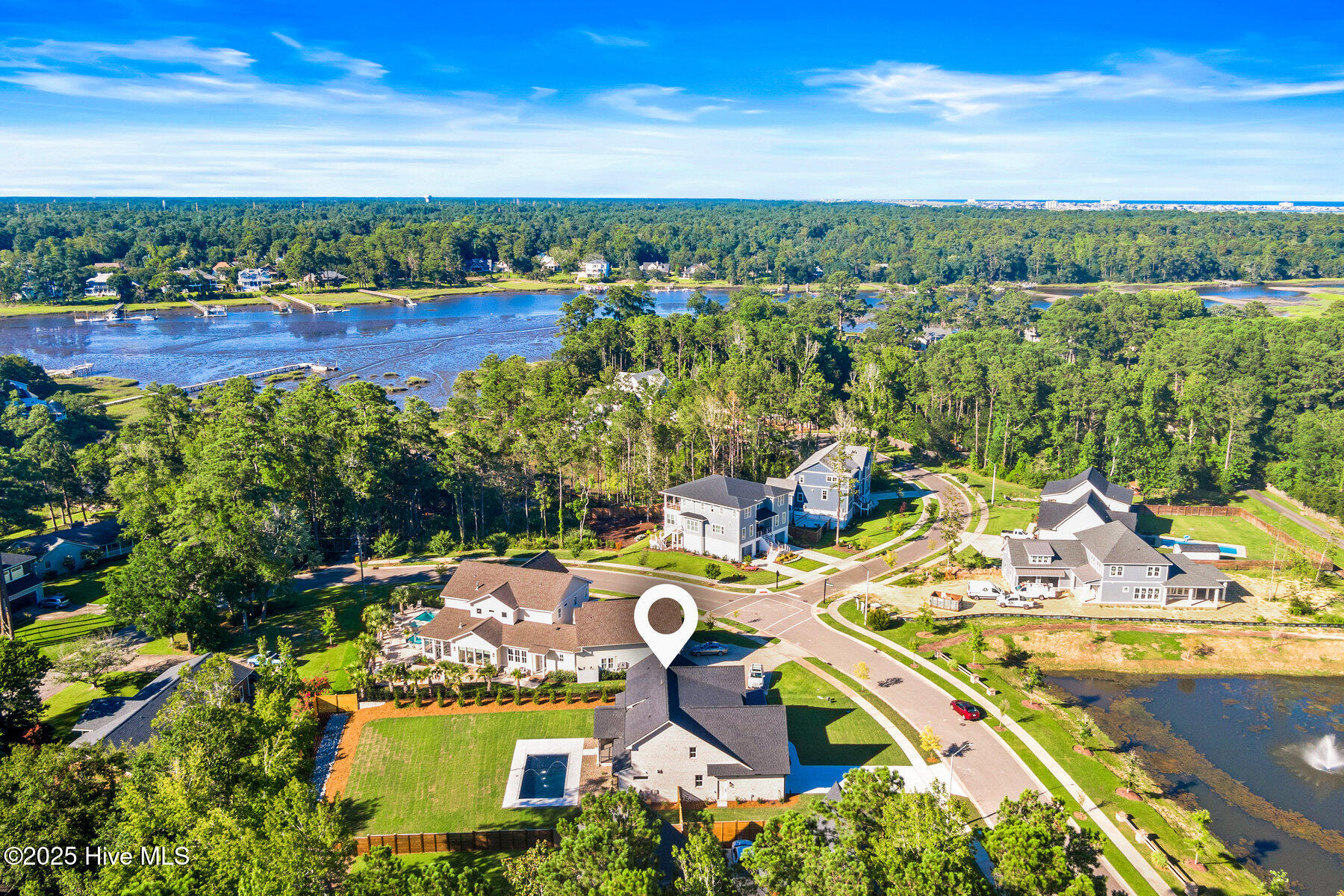 404 E Blackbeard Road