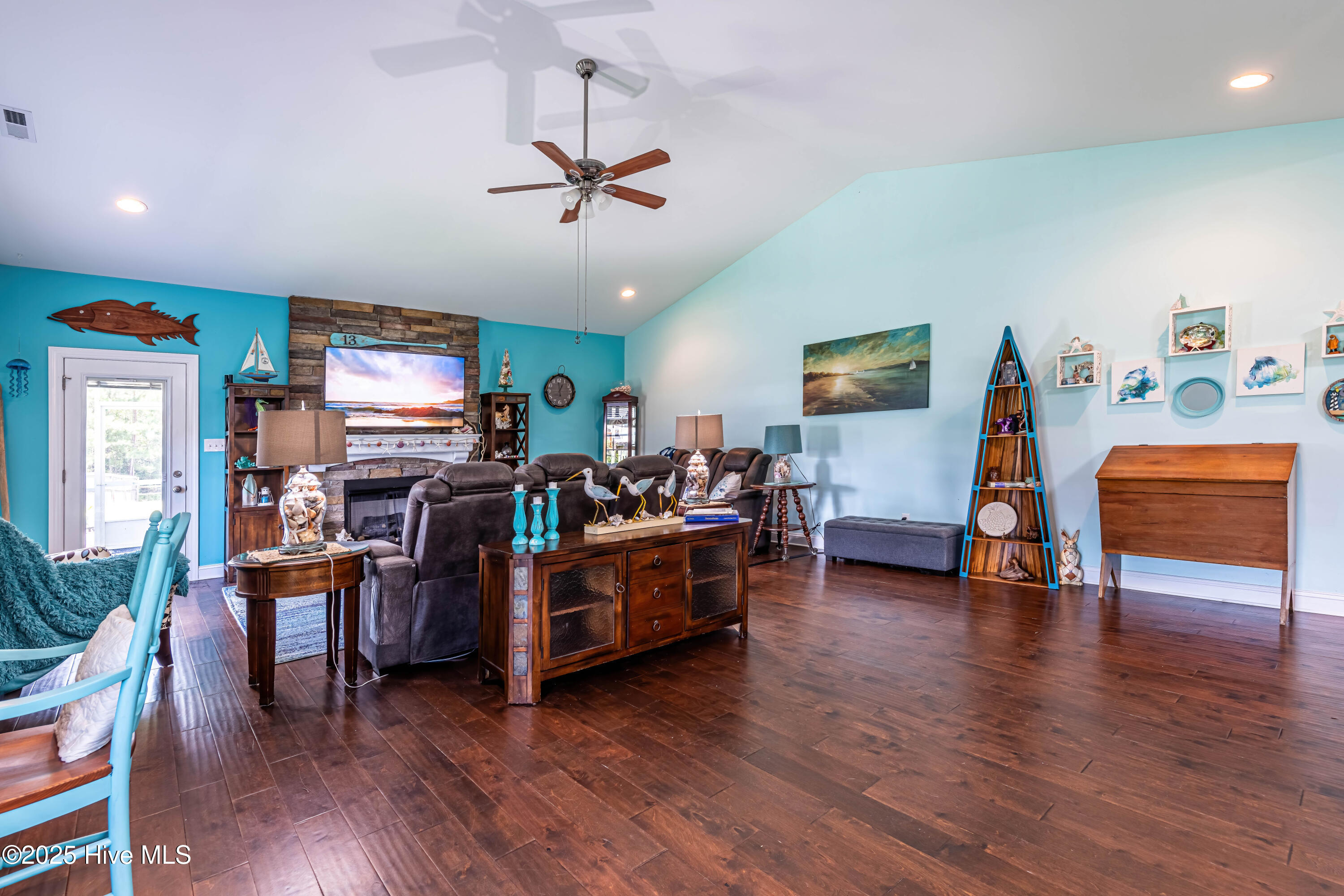 108 Ridgepath Lane