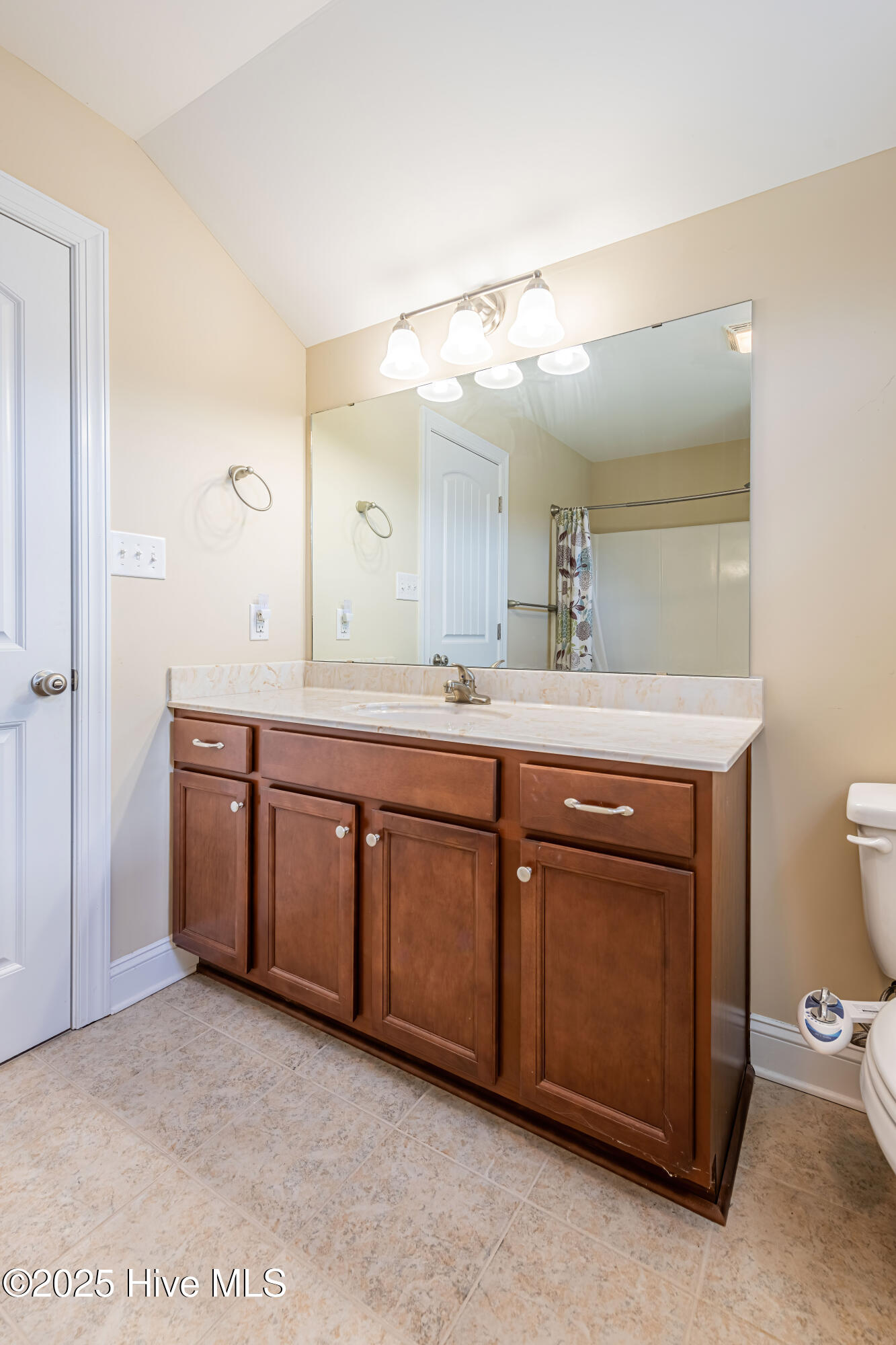 108 Ridgepath Lane