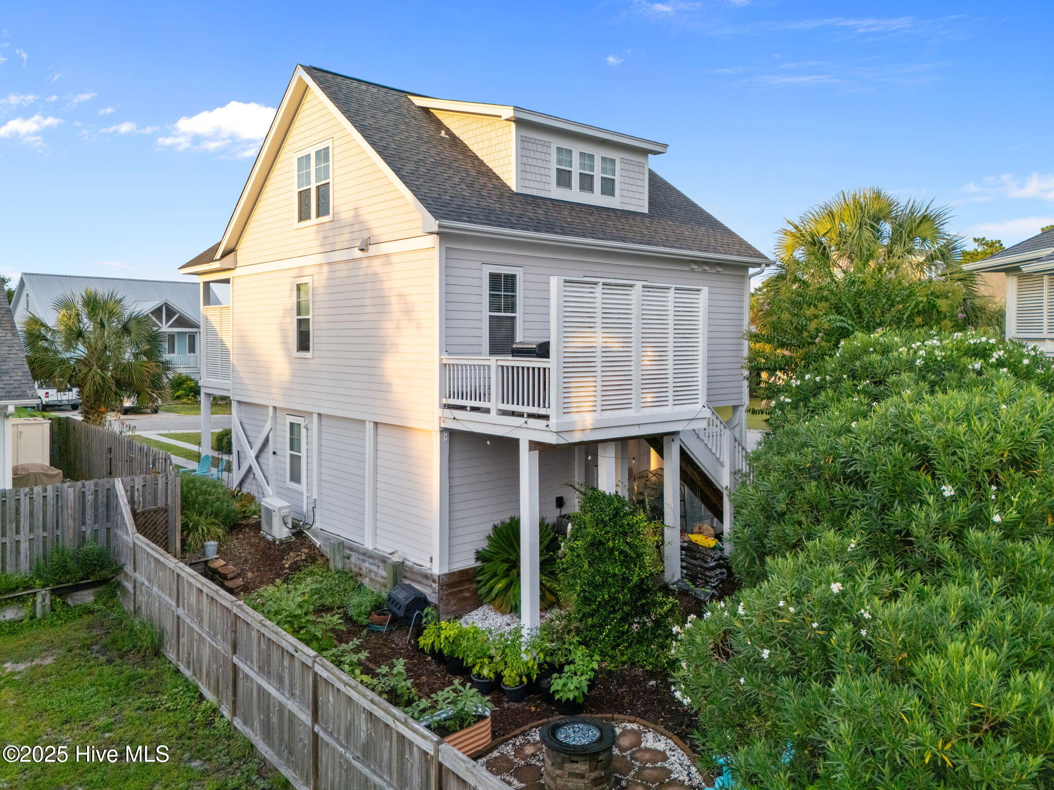 104 Island Palms Drive