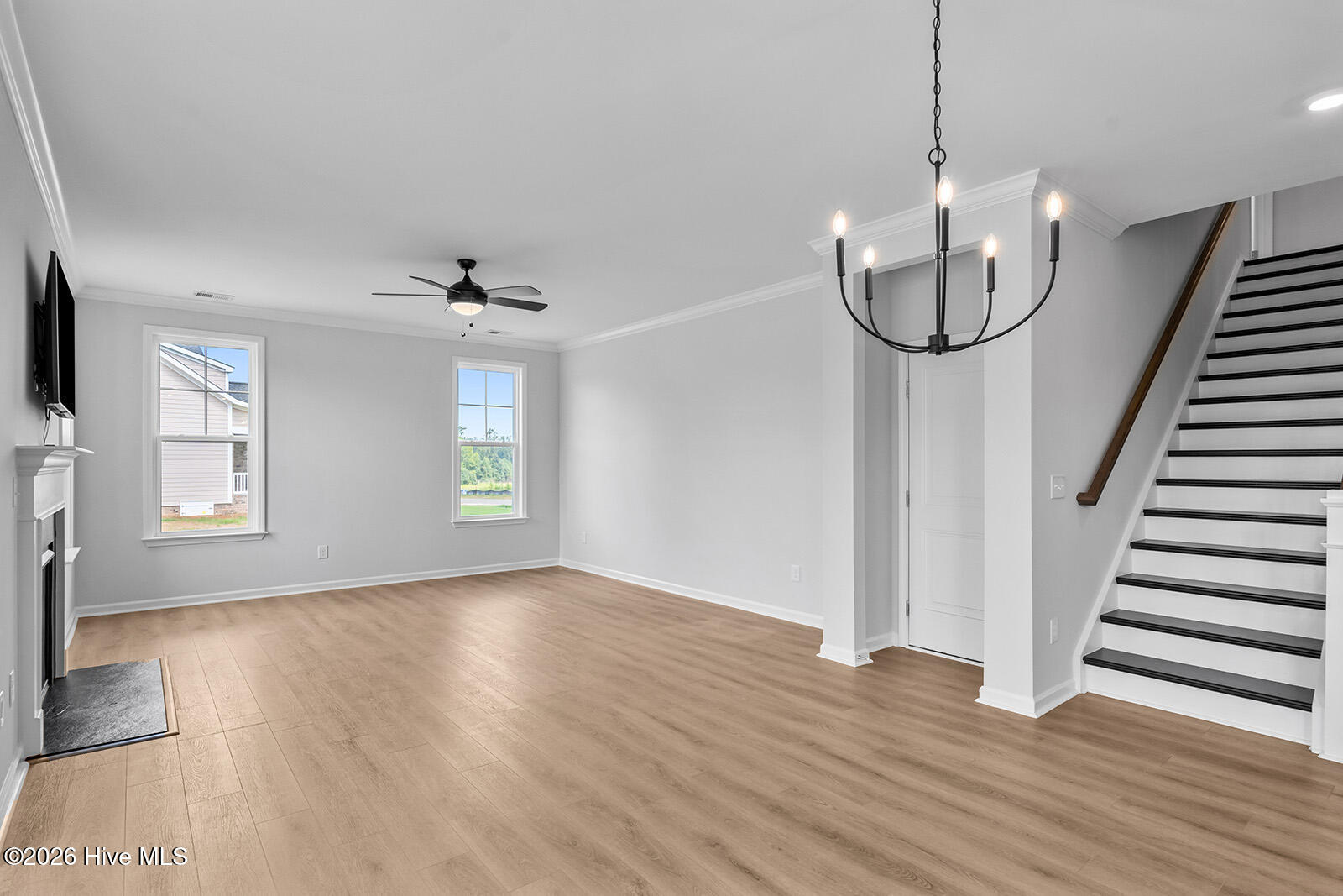 202 Planters Walk