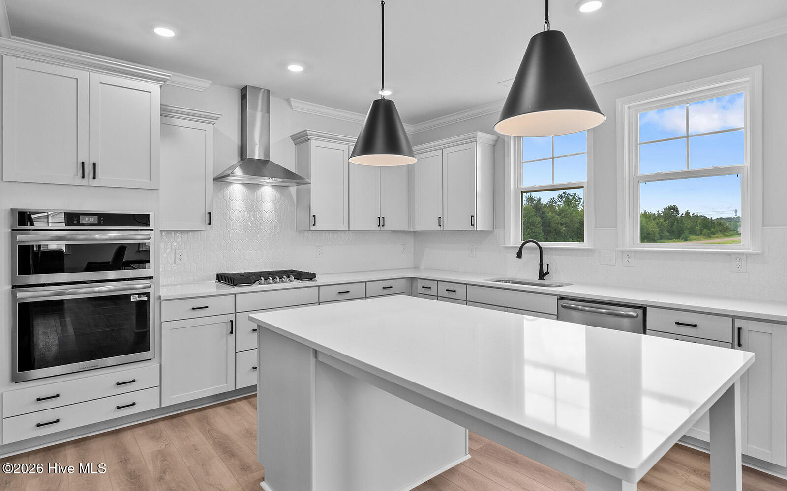 202 Planters Walk