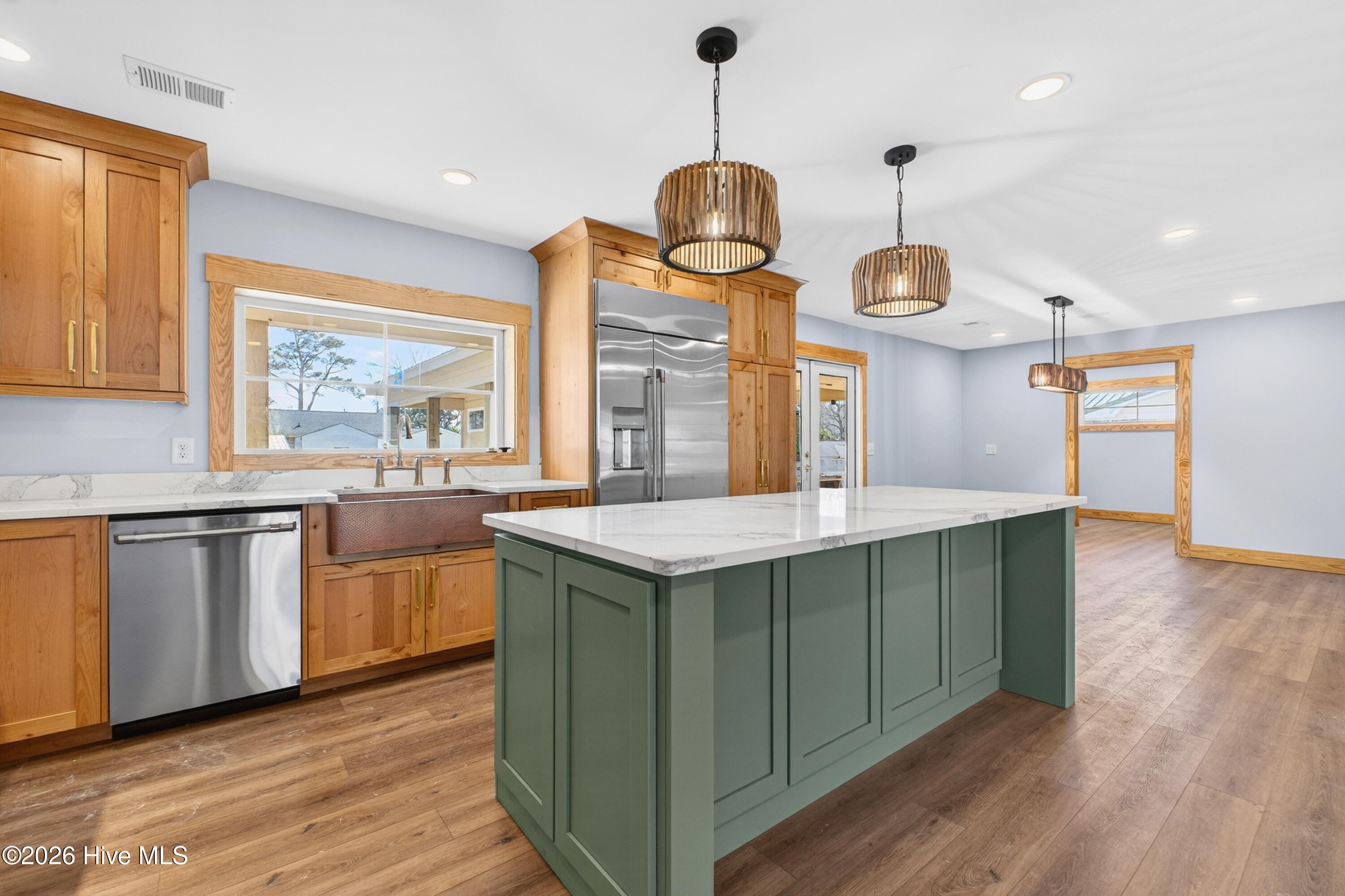 206 Azalea Circle