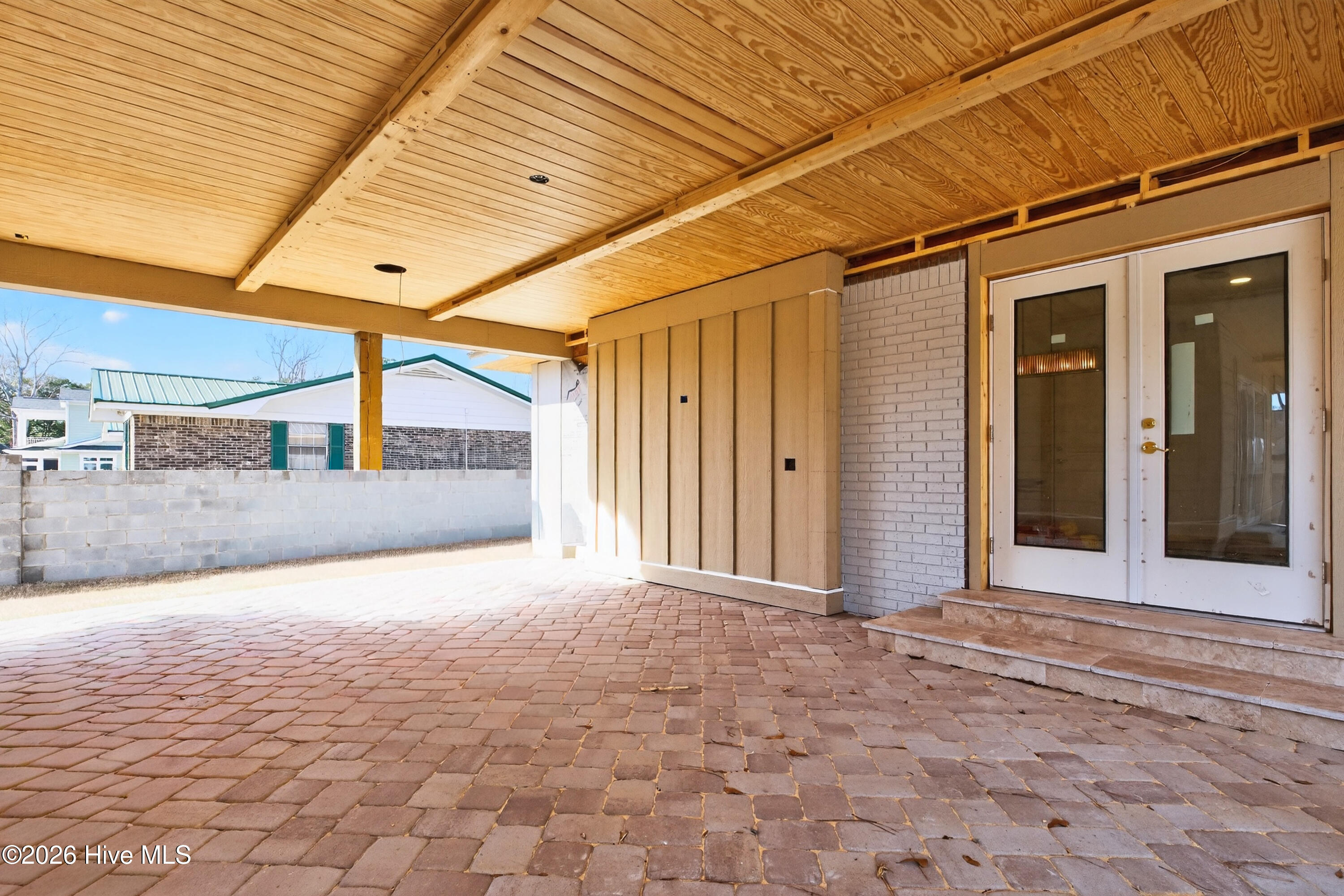 206 Azalea Circle