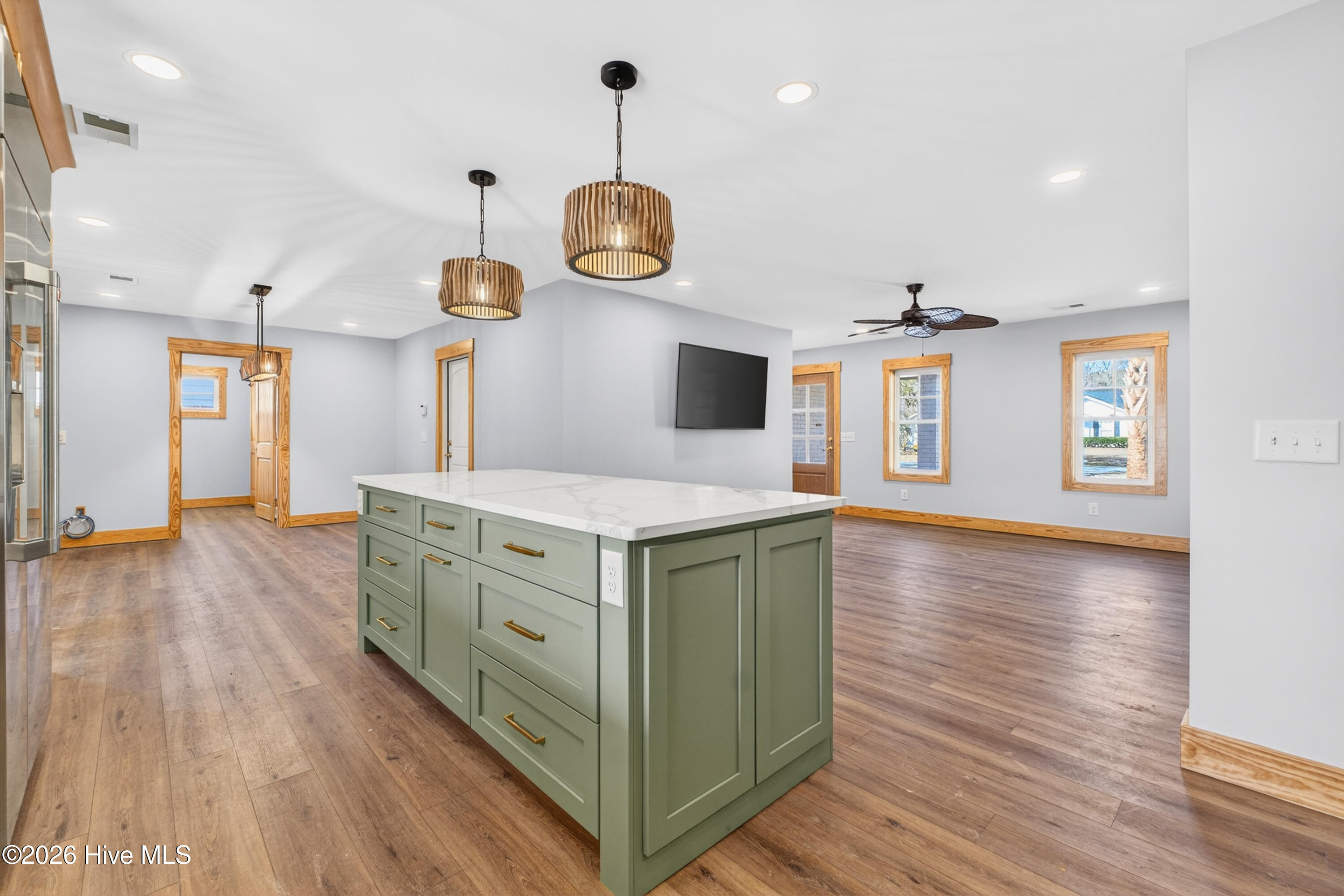 206 Azalea Circle