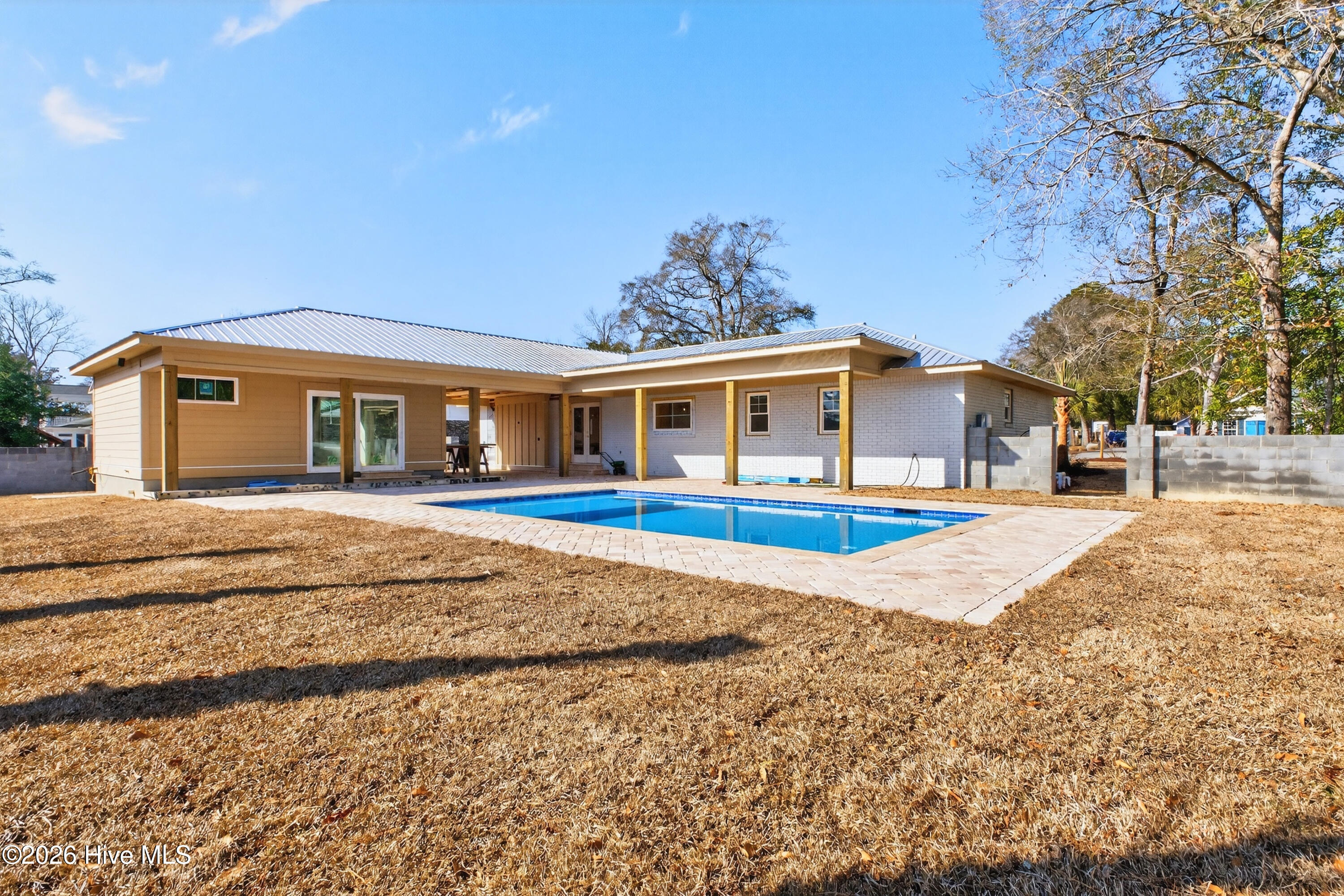 206 Azalea Circle