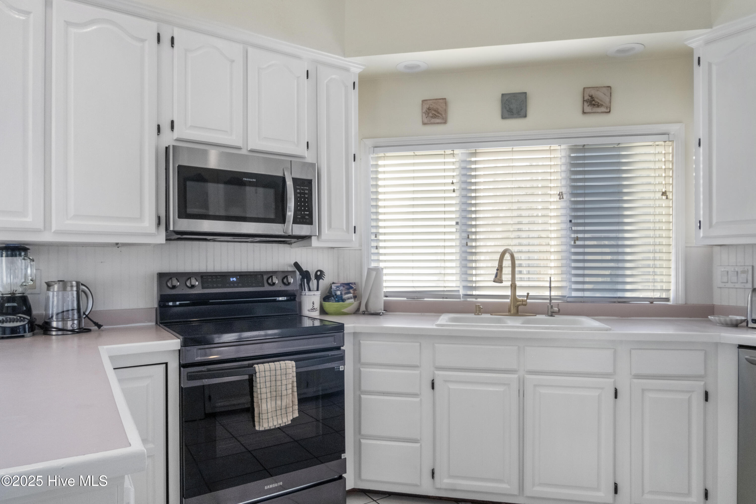 1042 New River Inlet Road