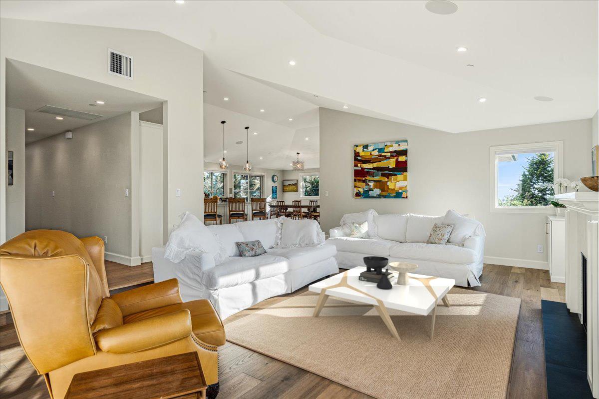 124 Lagunitas CT