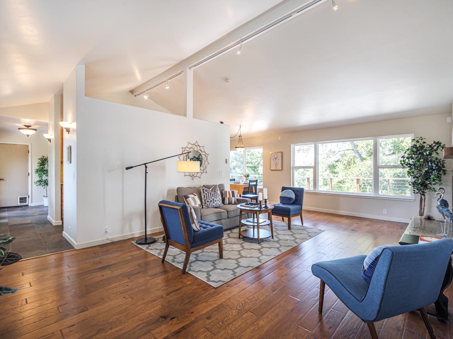 4333 Fairway DR