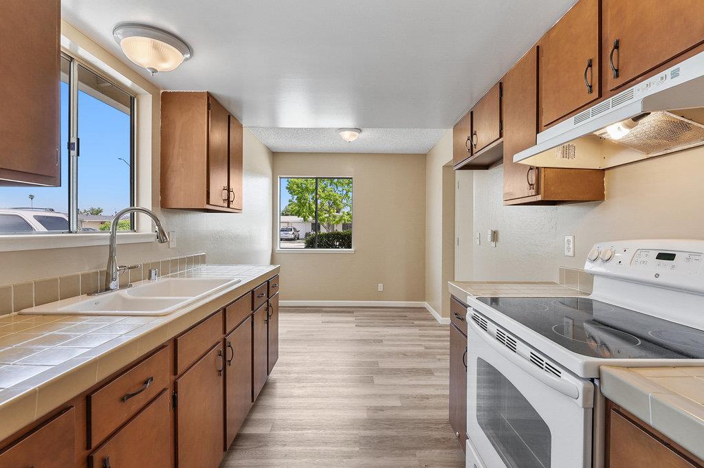9 Carita CT