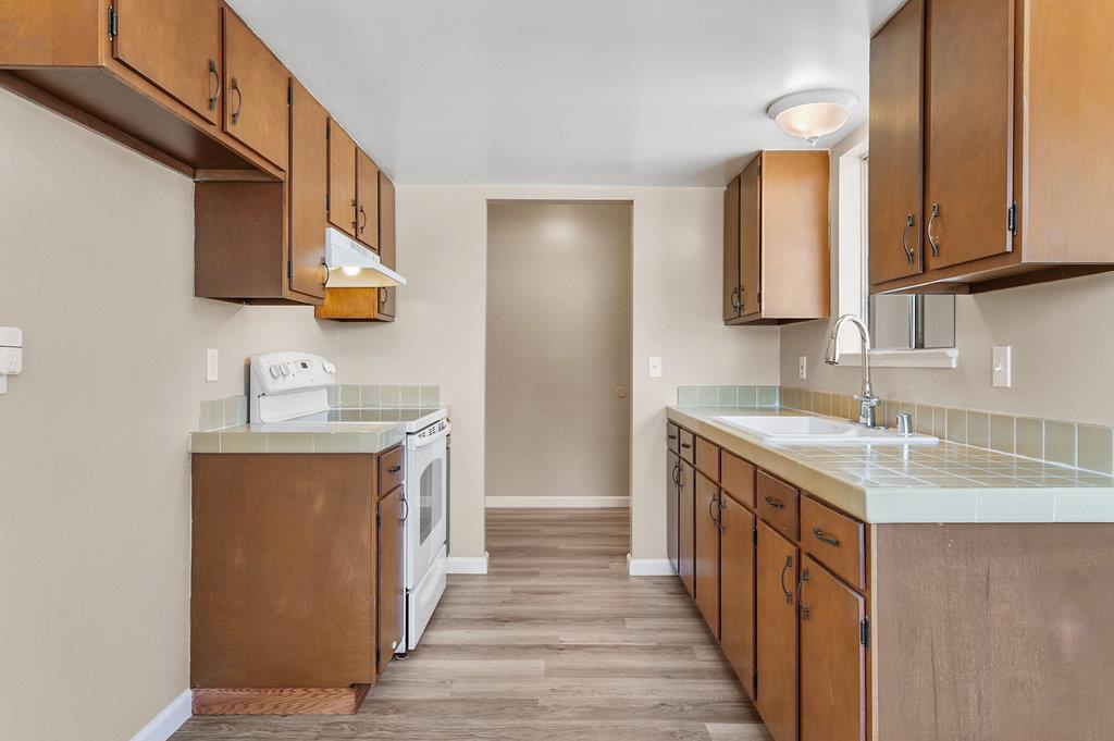 9 Carita CT