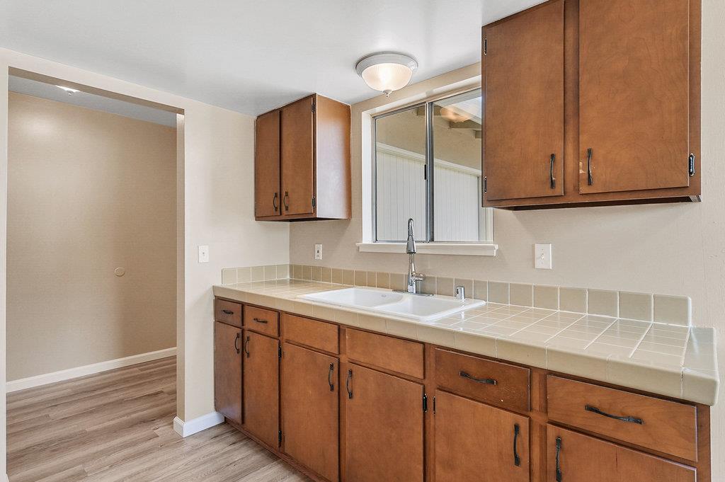 9 Carita CT