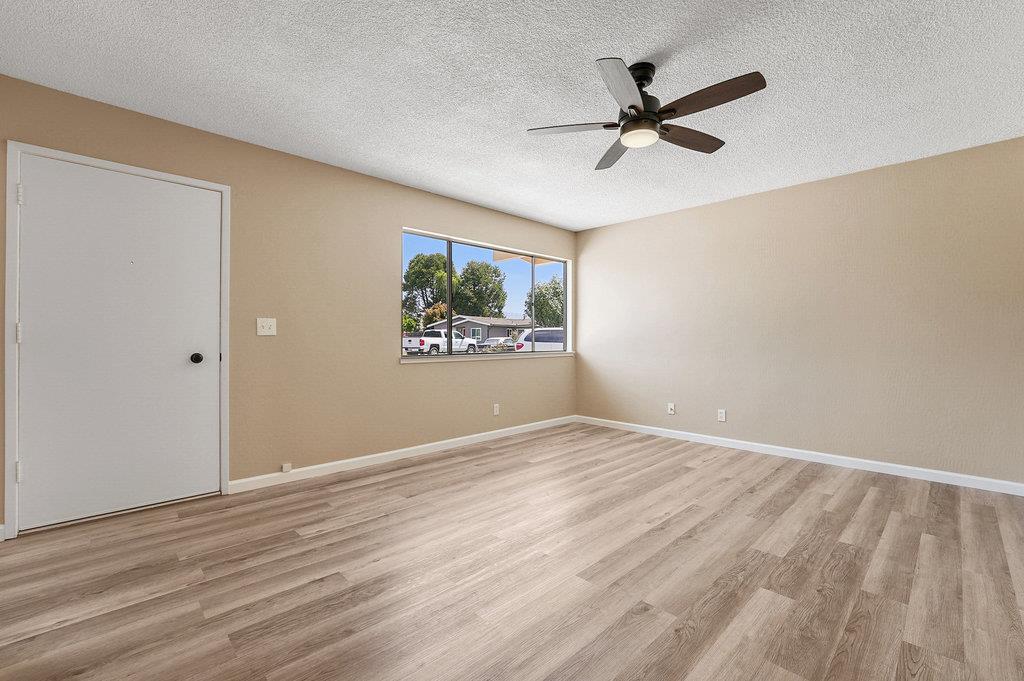9 Carita CT