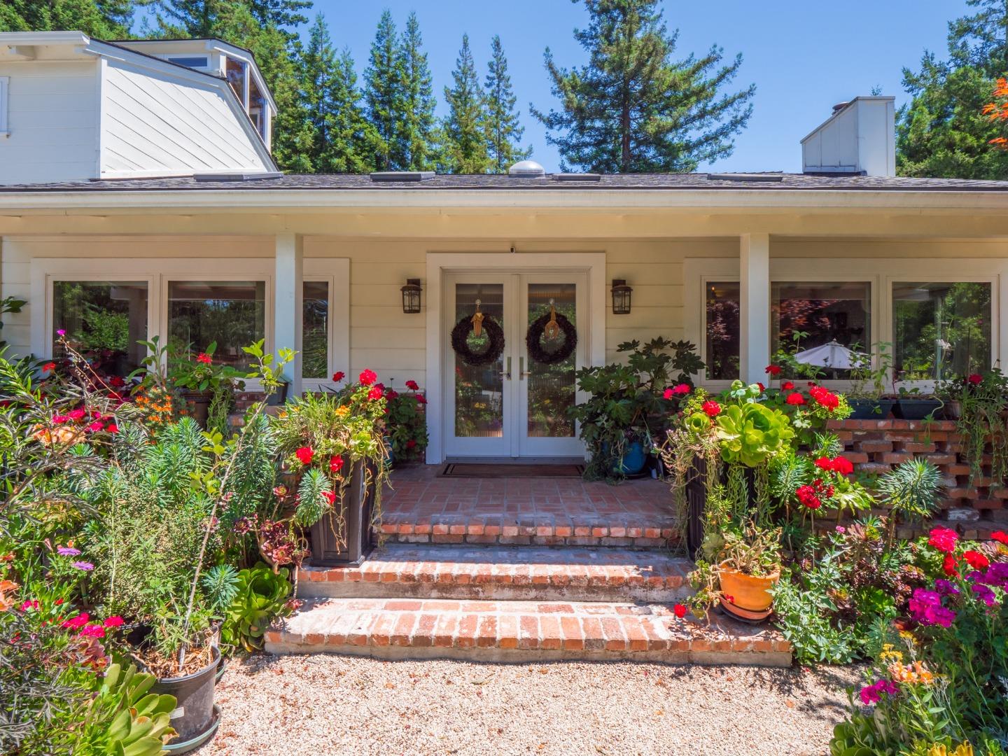 2904 El Rancho DR