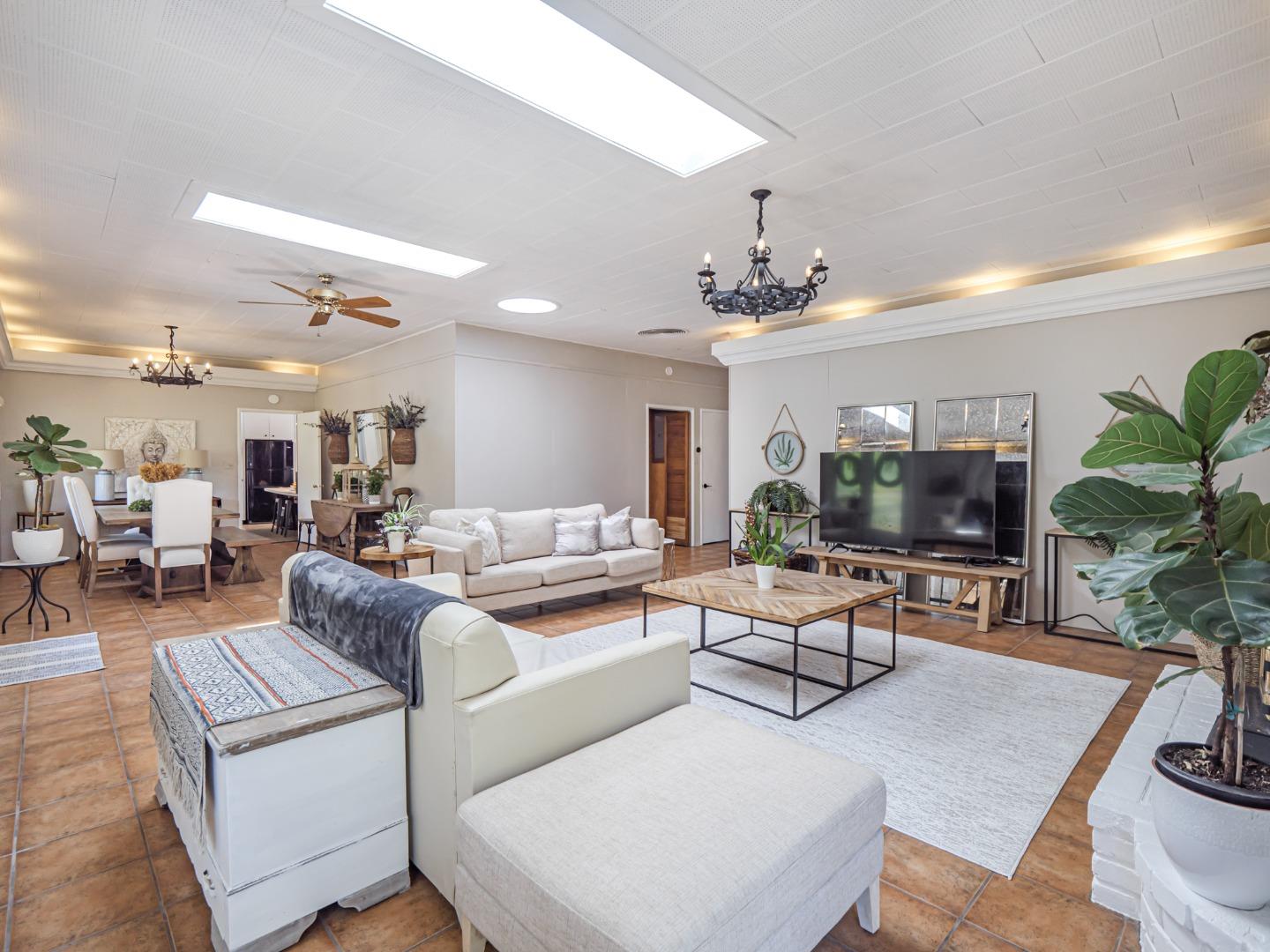 2904 El Rancho DR