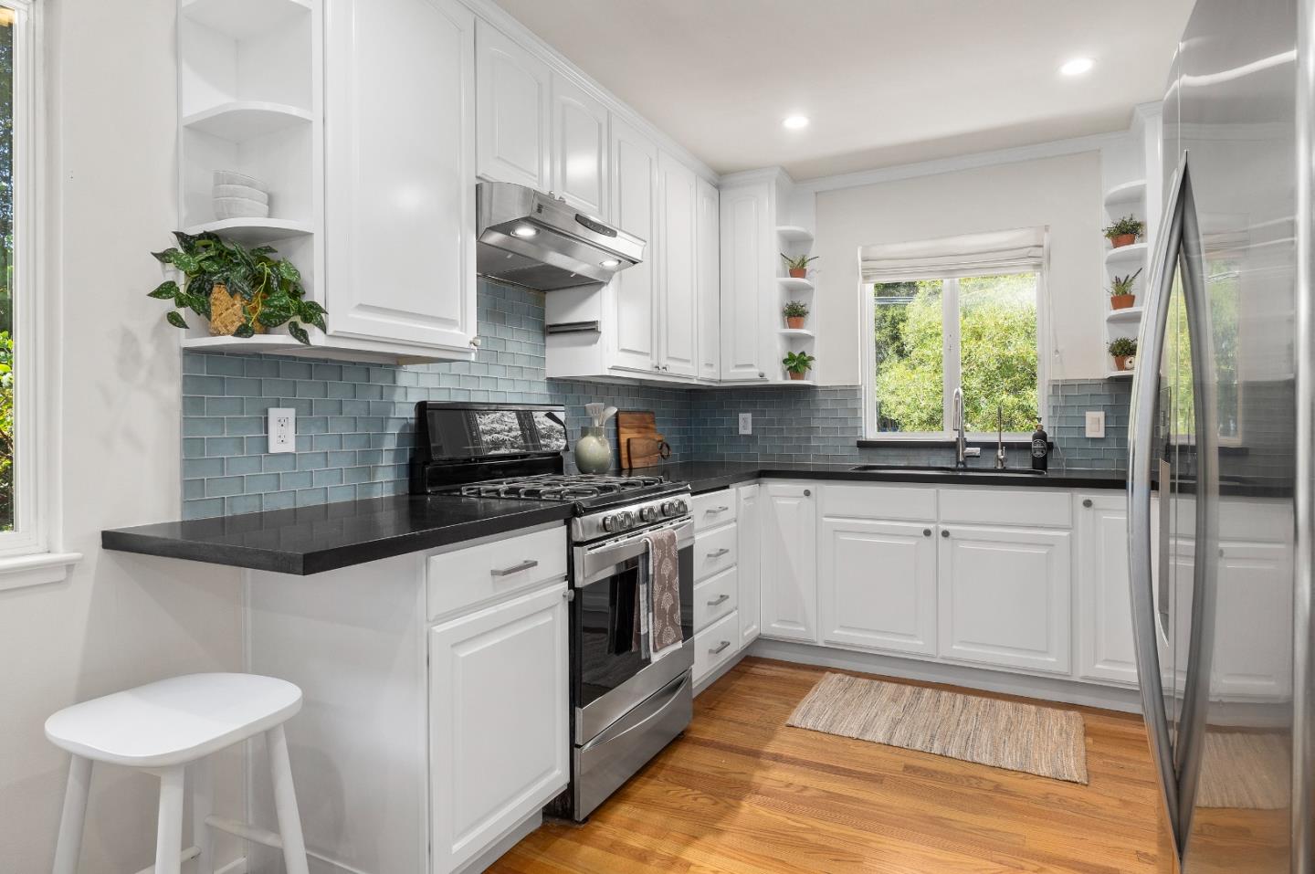 1034 N Branciforte AVE