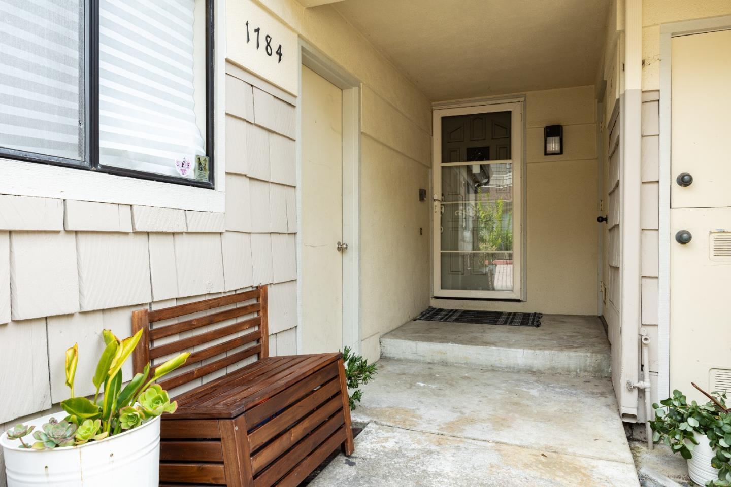 1784 Esperanza CT