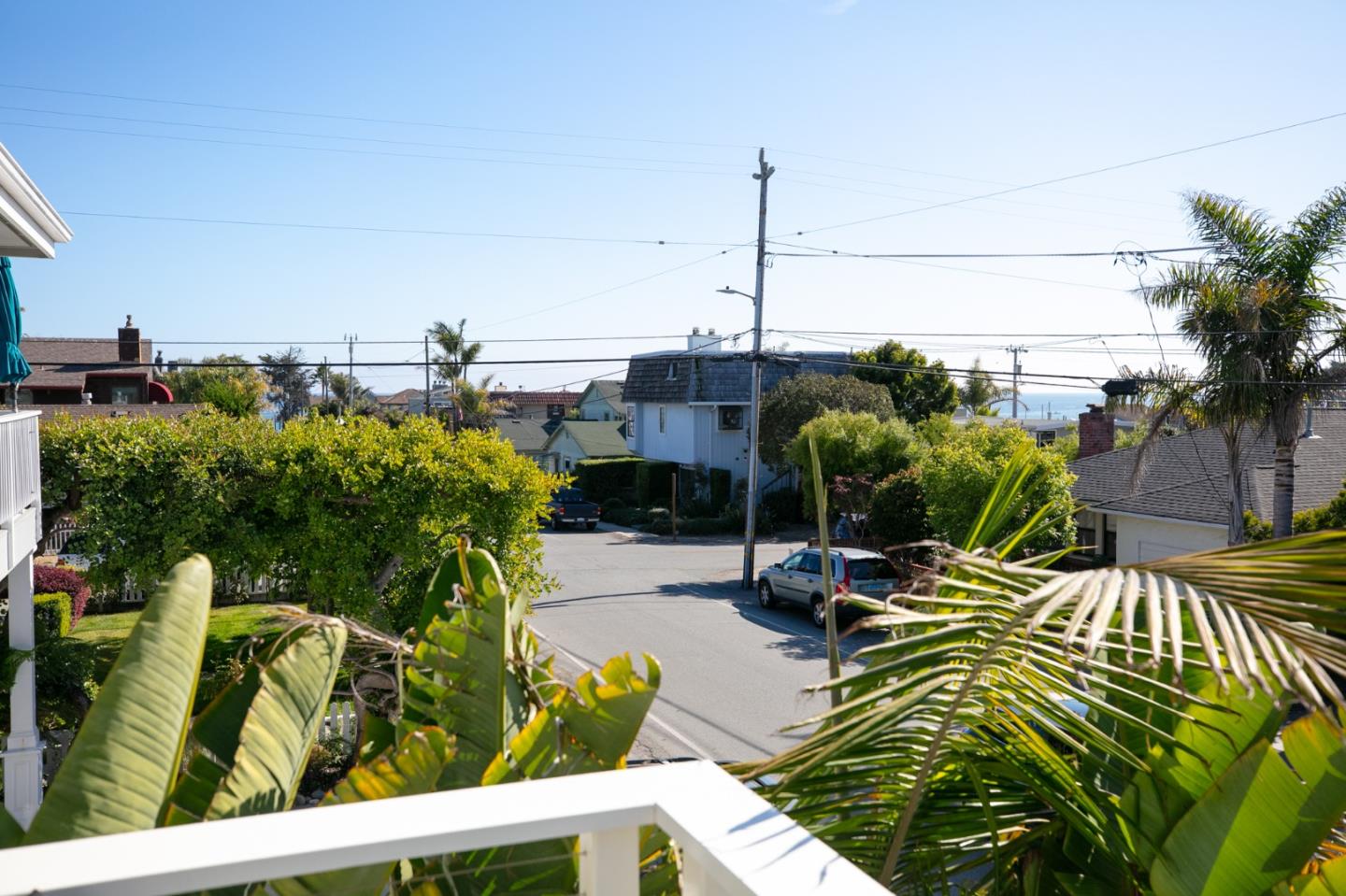 320 6th AVE
