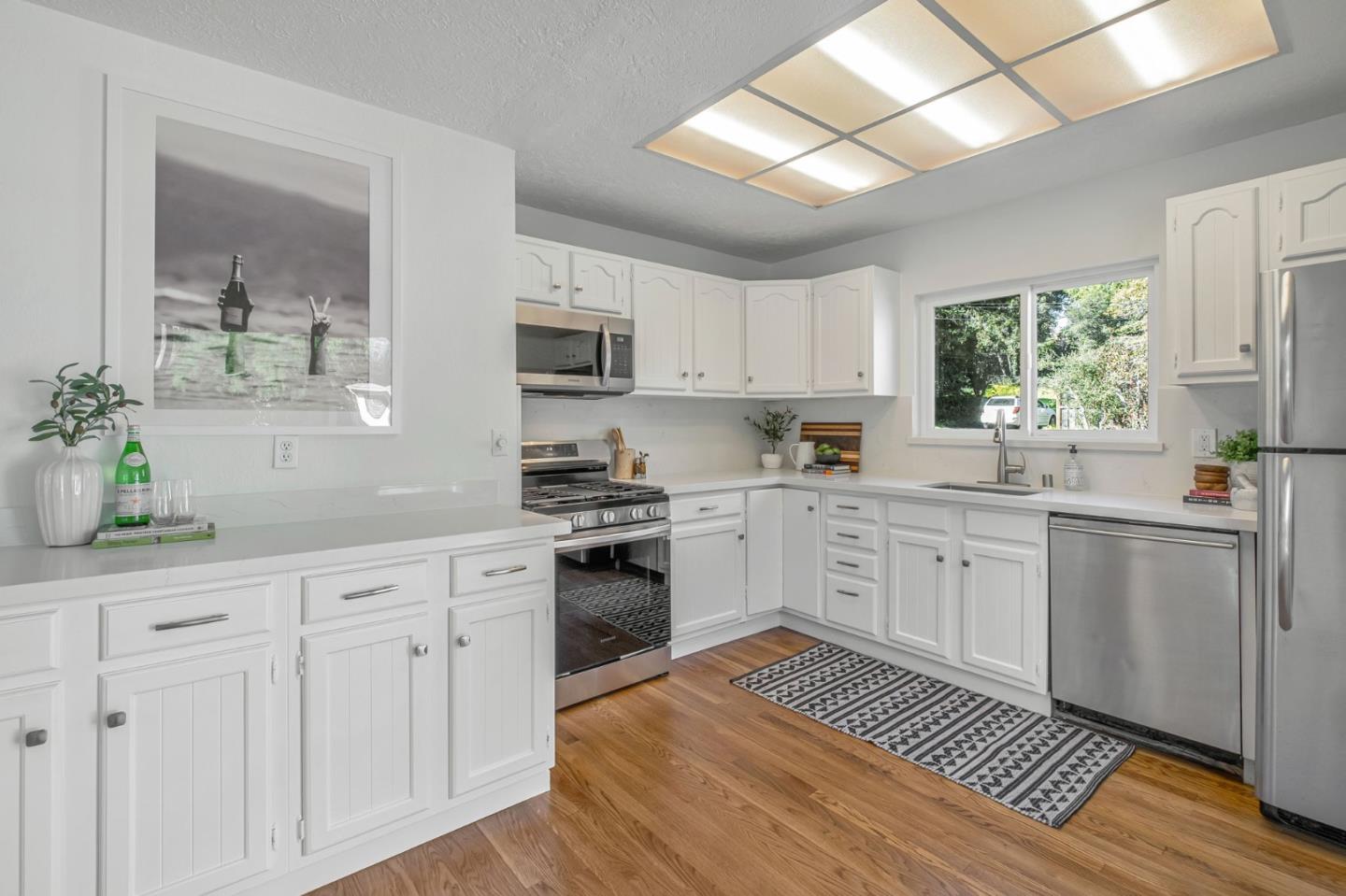 4837 Rivervale DR