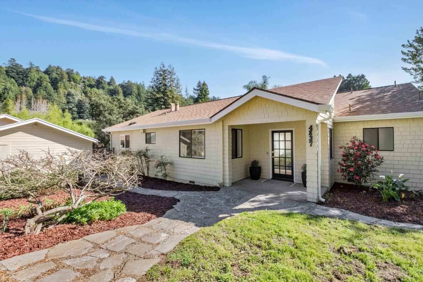 4837 Rivervale DR