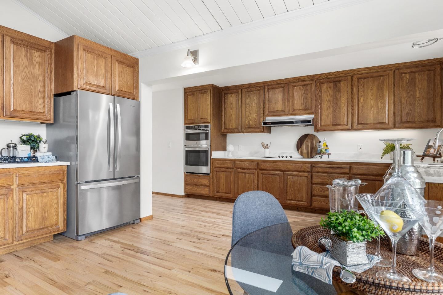 1431 La Madrona DR