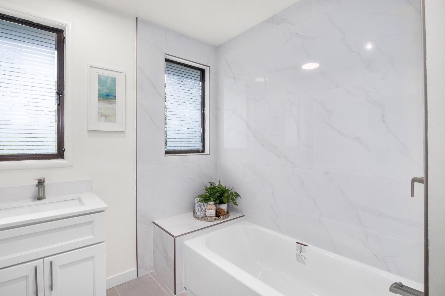 1431 La Madrona DR