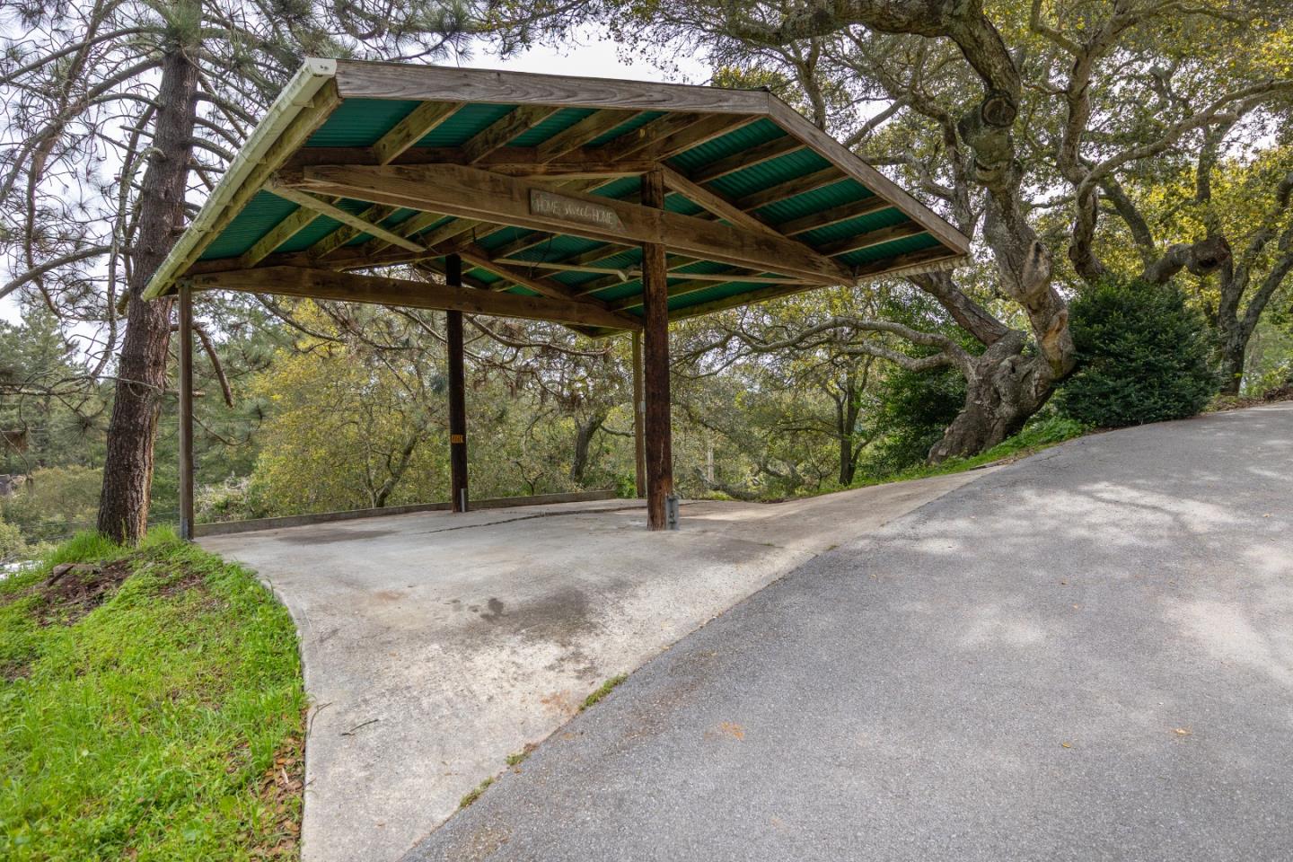 1431 La Madrona DR