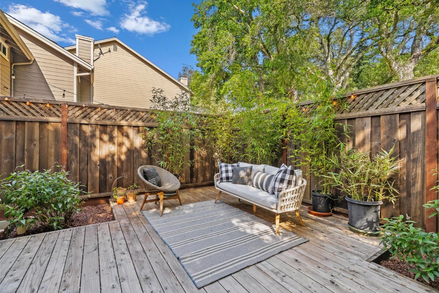 21 Horseshoe CT